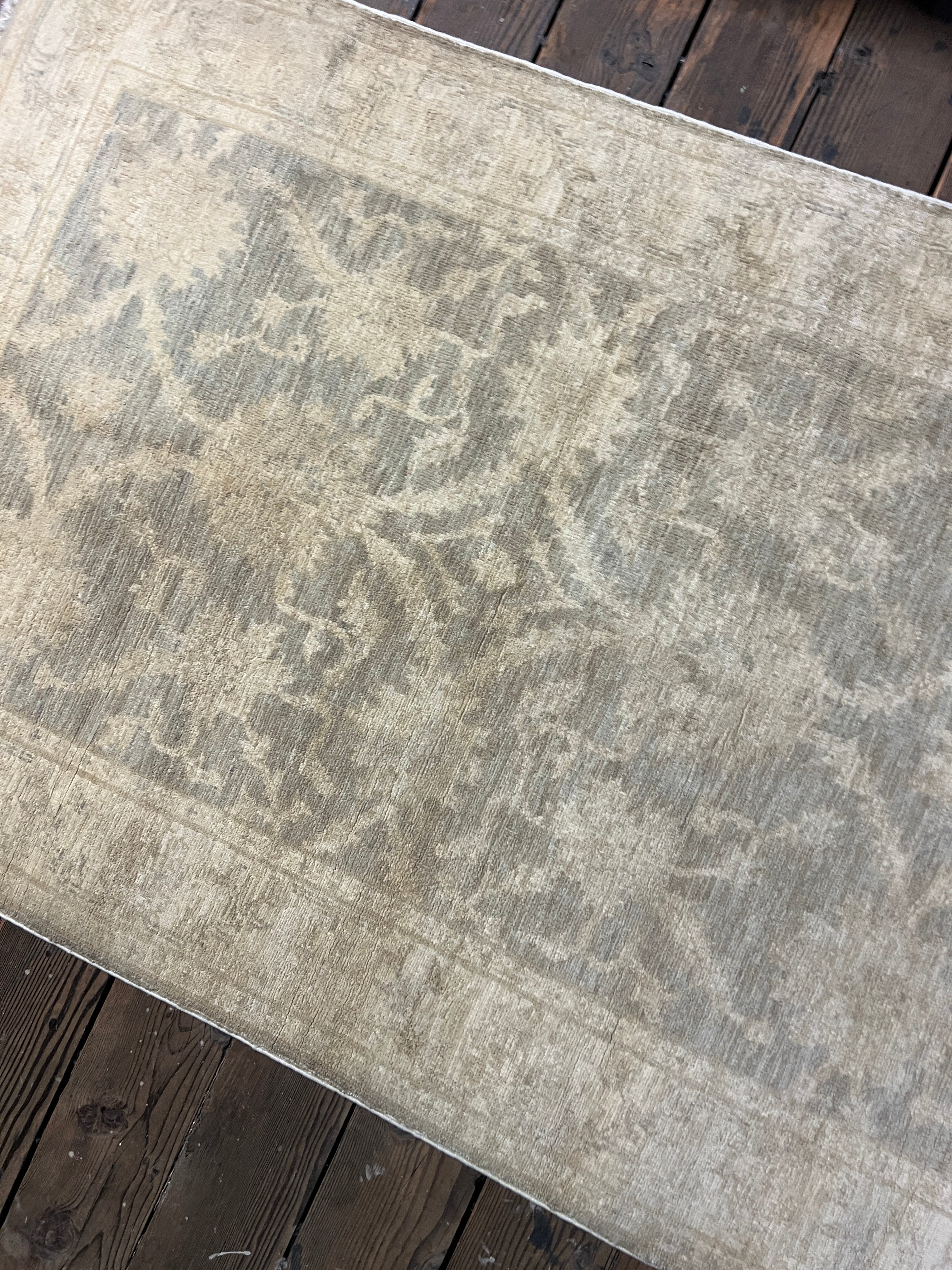 Maryann Forrester 3.3x4.9 Ivory and Brown Hand-Knotted Farhan Rug