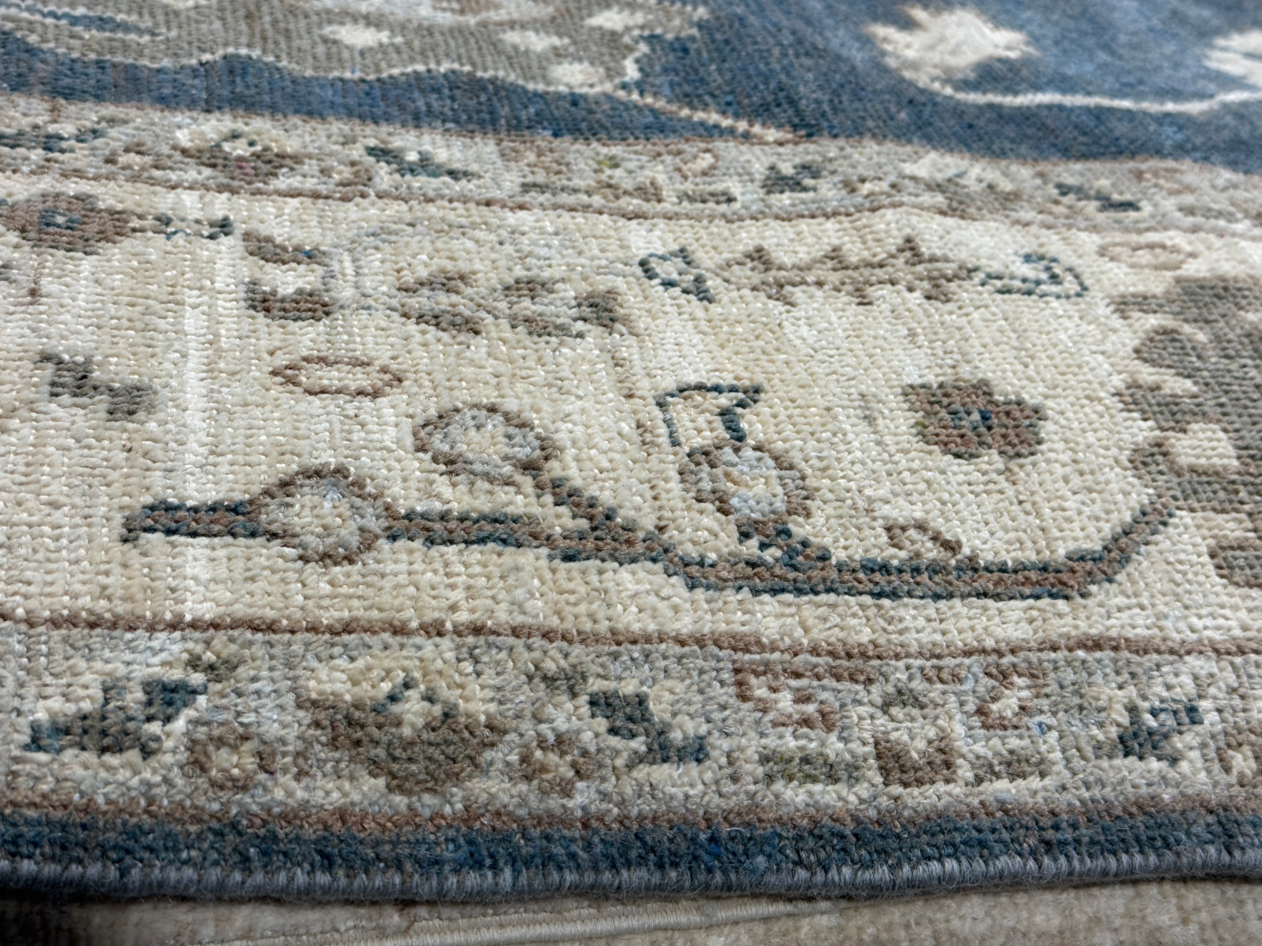 Jennifer Lee 5.9x8.6 Blue Whitewashed Hand-Knotted Oushak