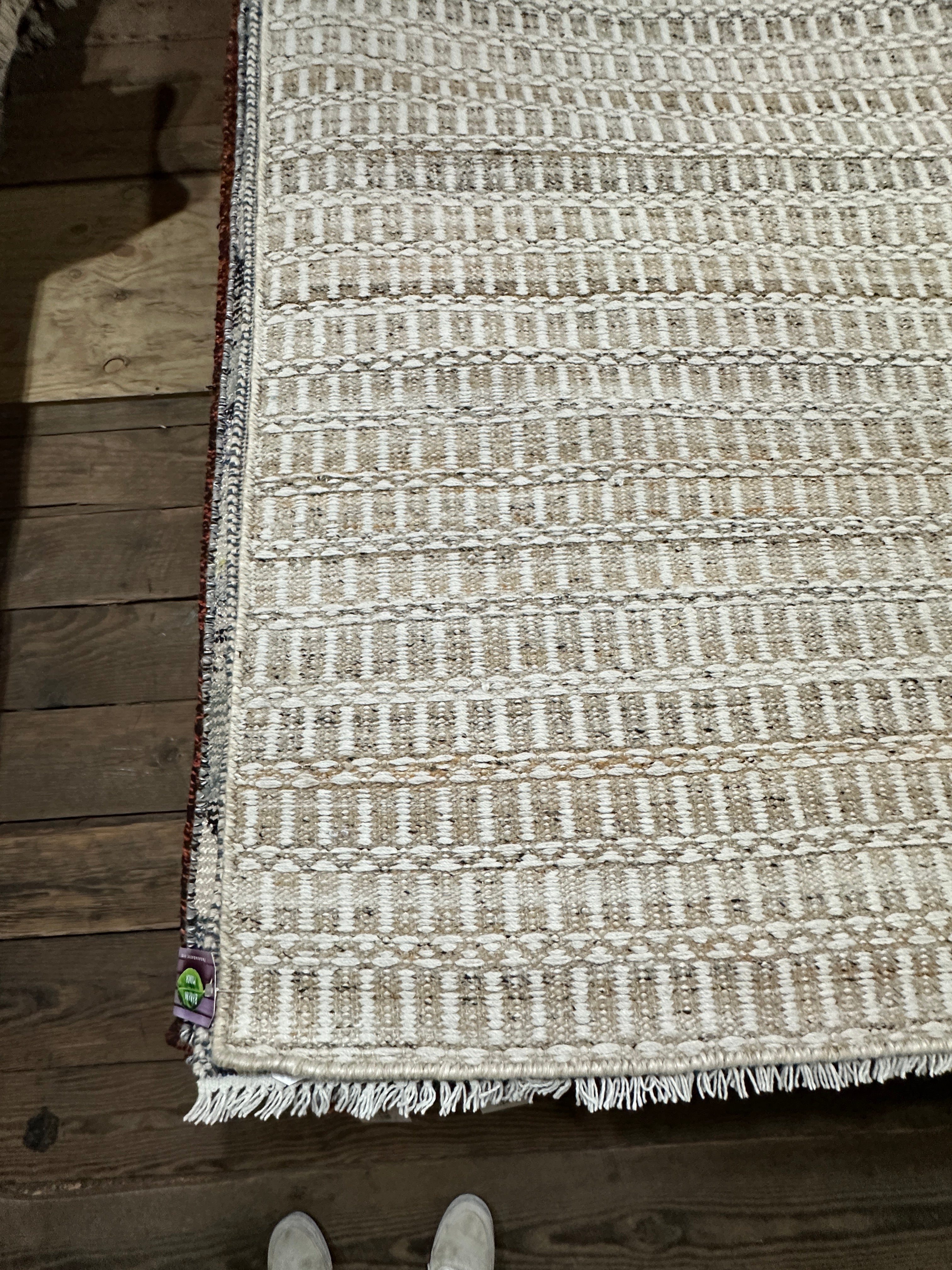 Chow 5.3x7.6 Hand-Woven Durrie Ivory and Tan