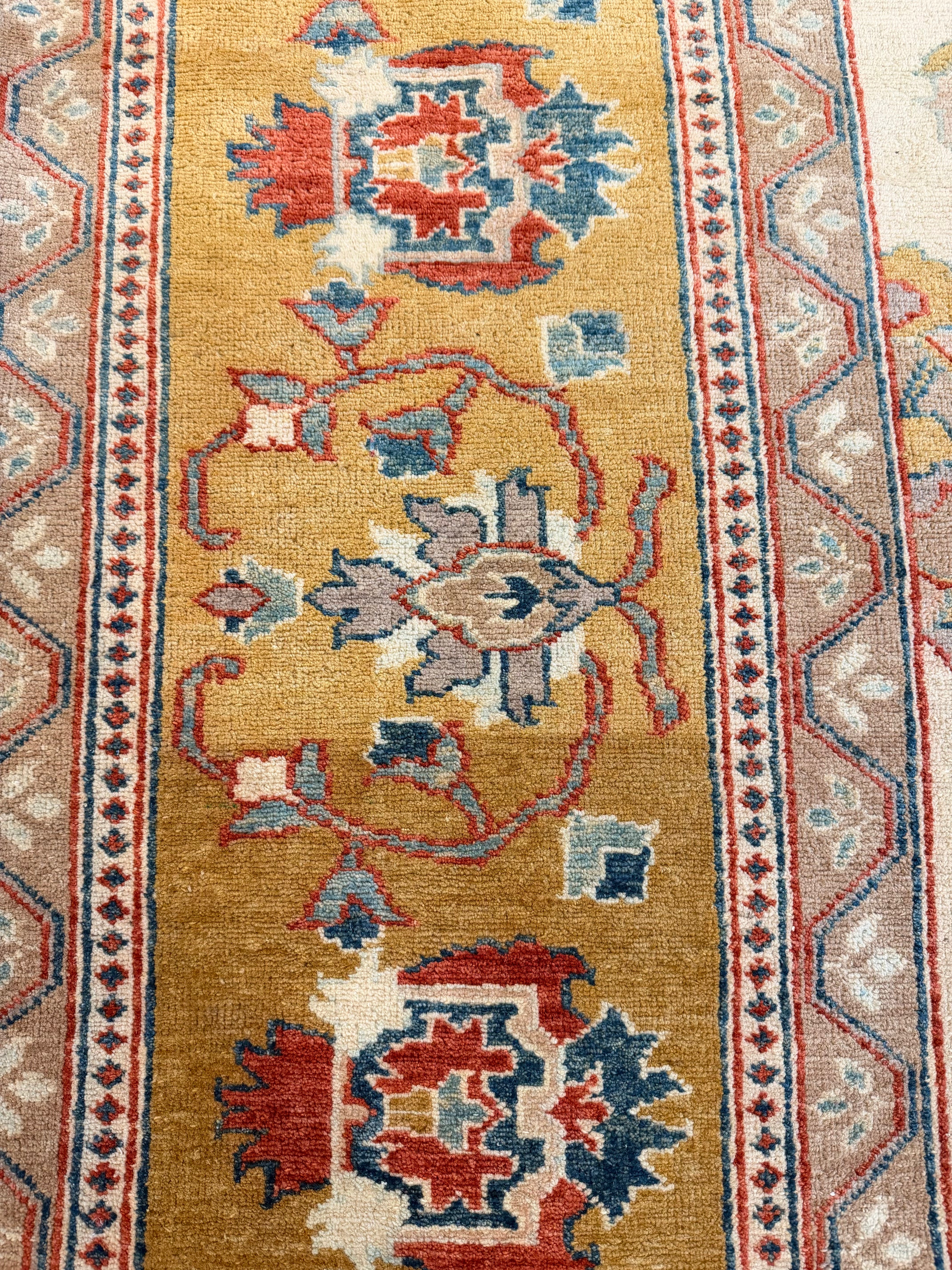 Suzie 9.6x13.1 Afghani Aryana Ivory Rug