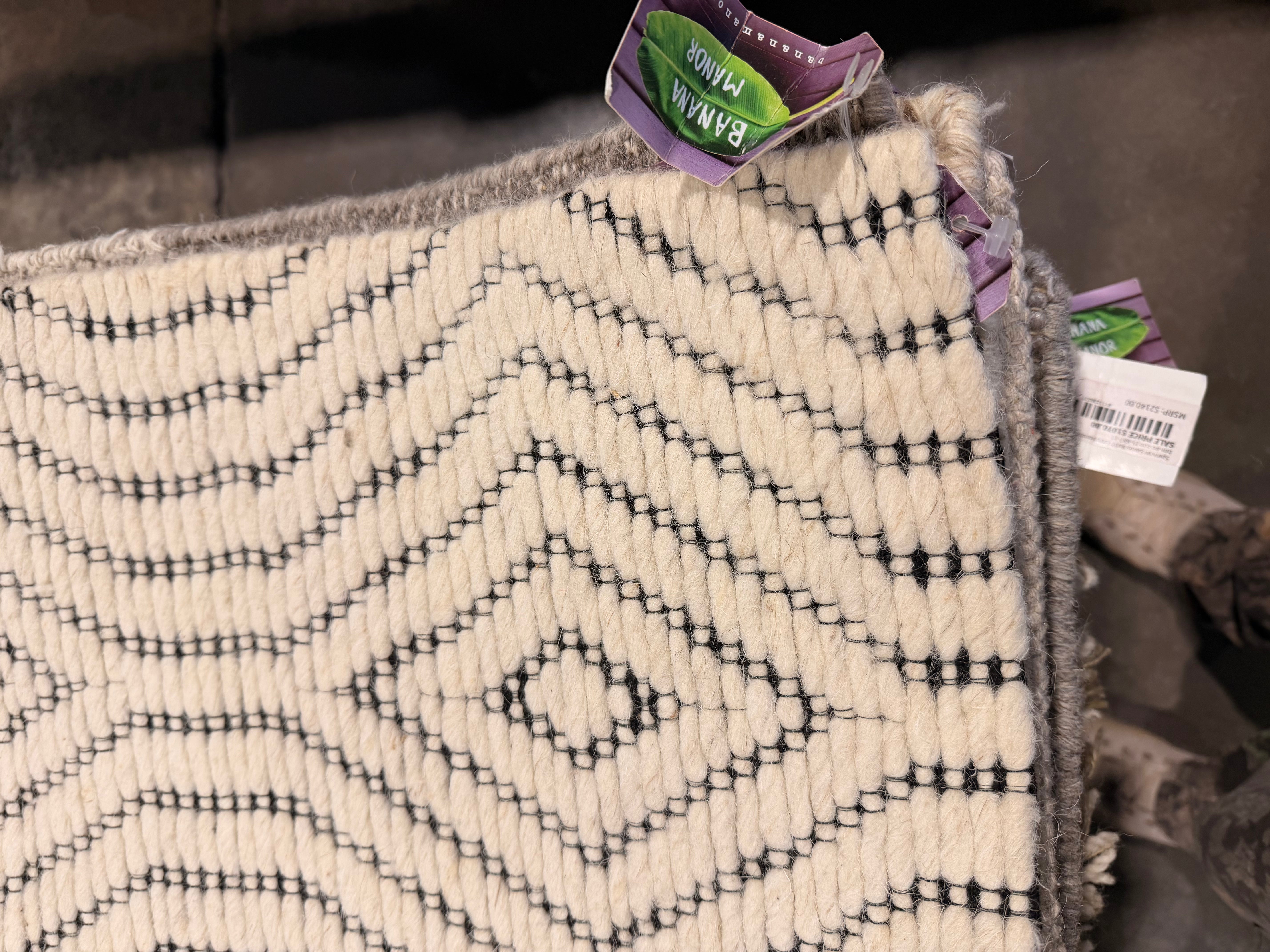 Luke 7.9x10 Handwoven Ivory & Grey Jacquard Durrie