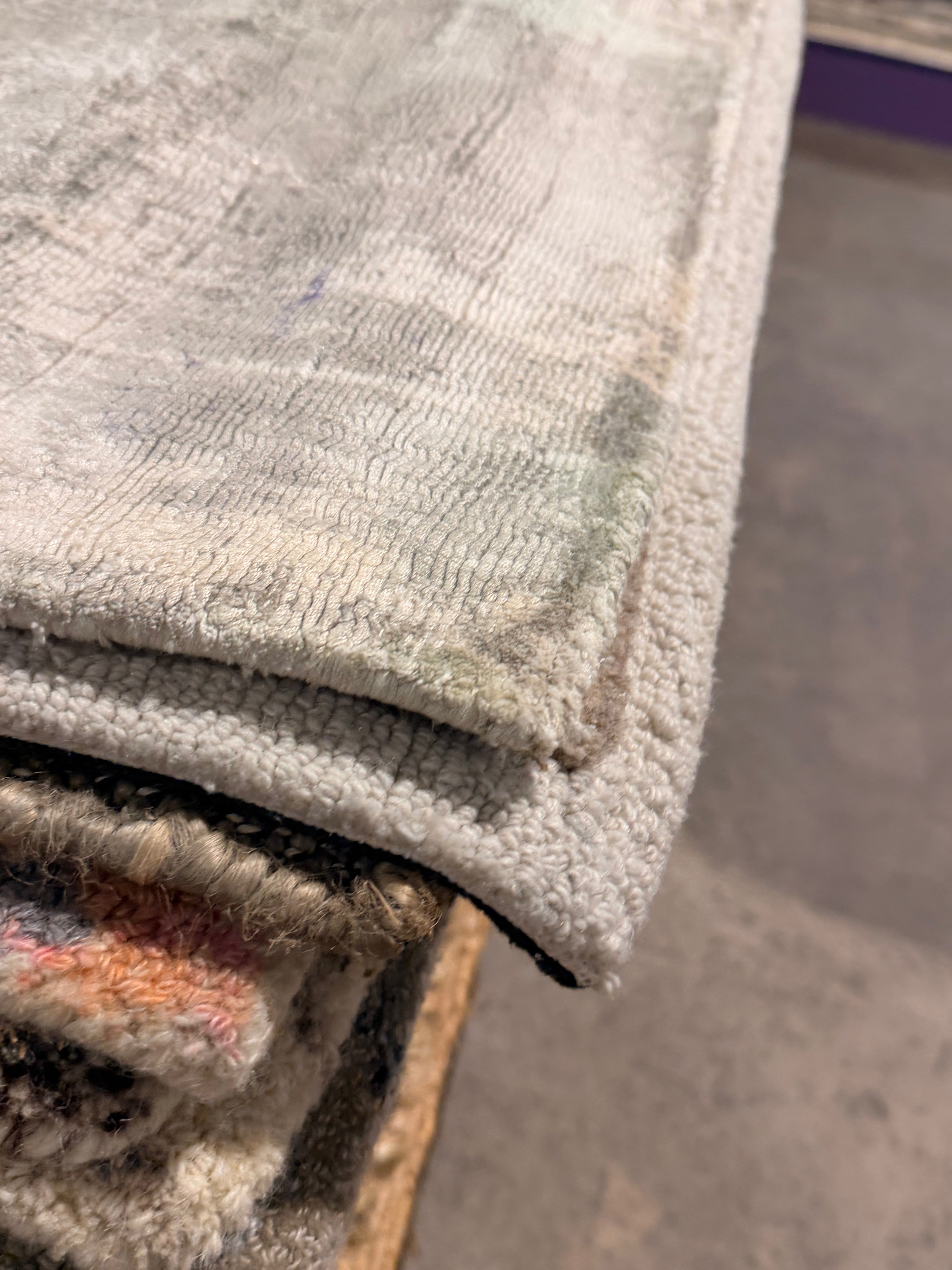 Ian Handwoven Silver & Grey Modern Viscose (Multiple Sizes)