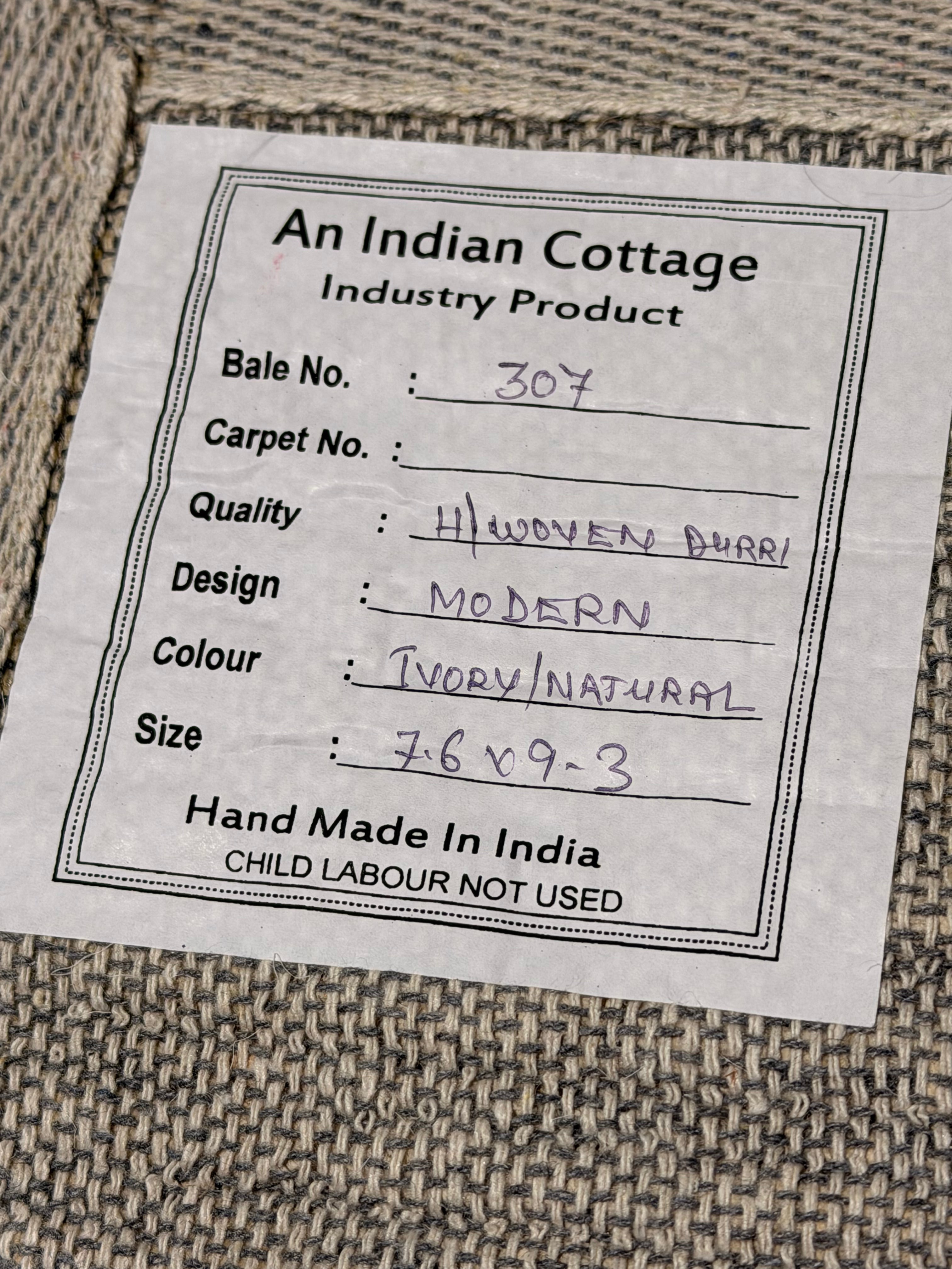 Peanut Butter and Jelly 7.6 x 9.3 Ivory and Natural Hand-Tufted Rug