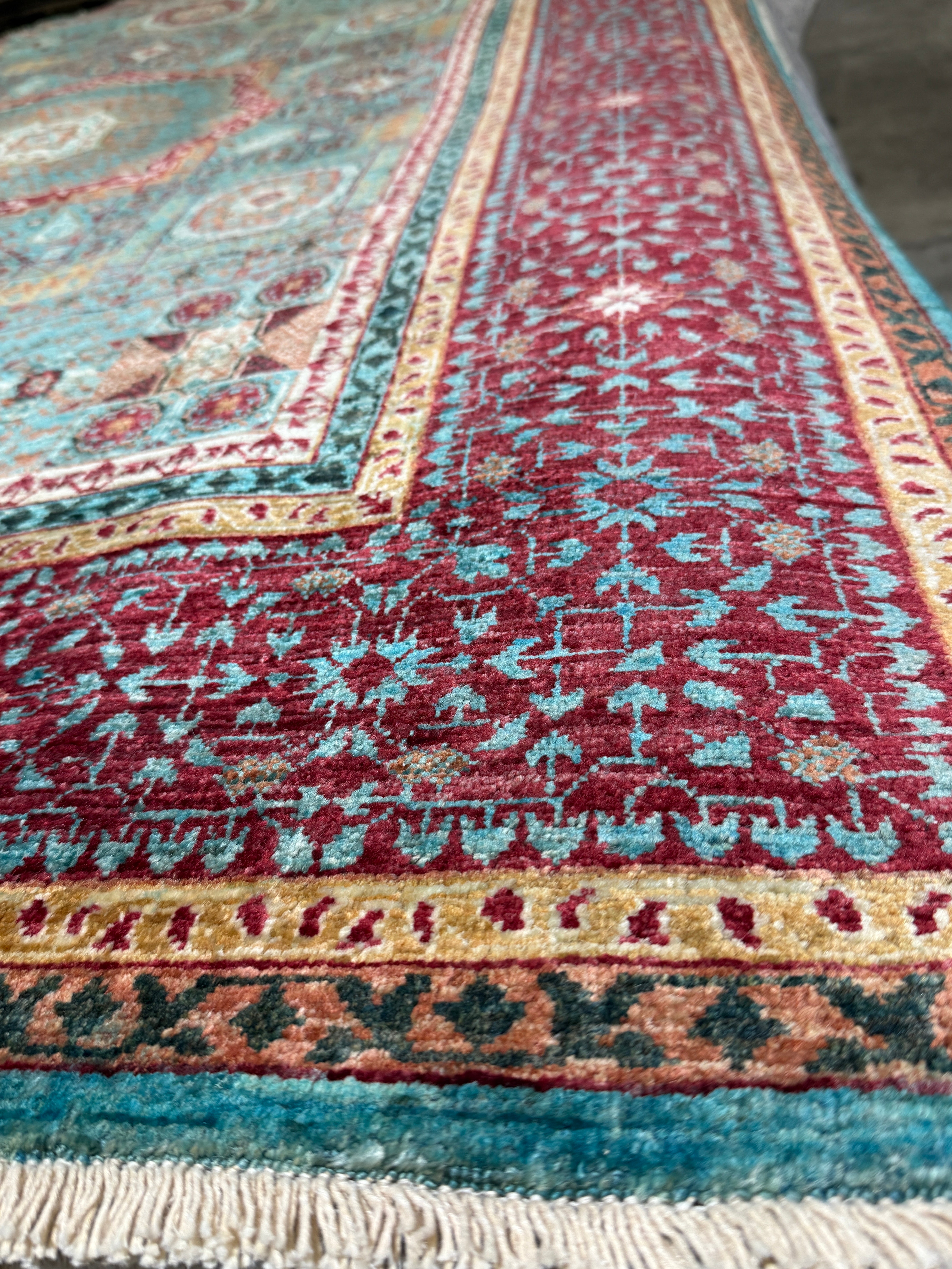 Leilaa 5.3x6.9 Blue and Red Afghani Mamluk Rug