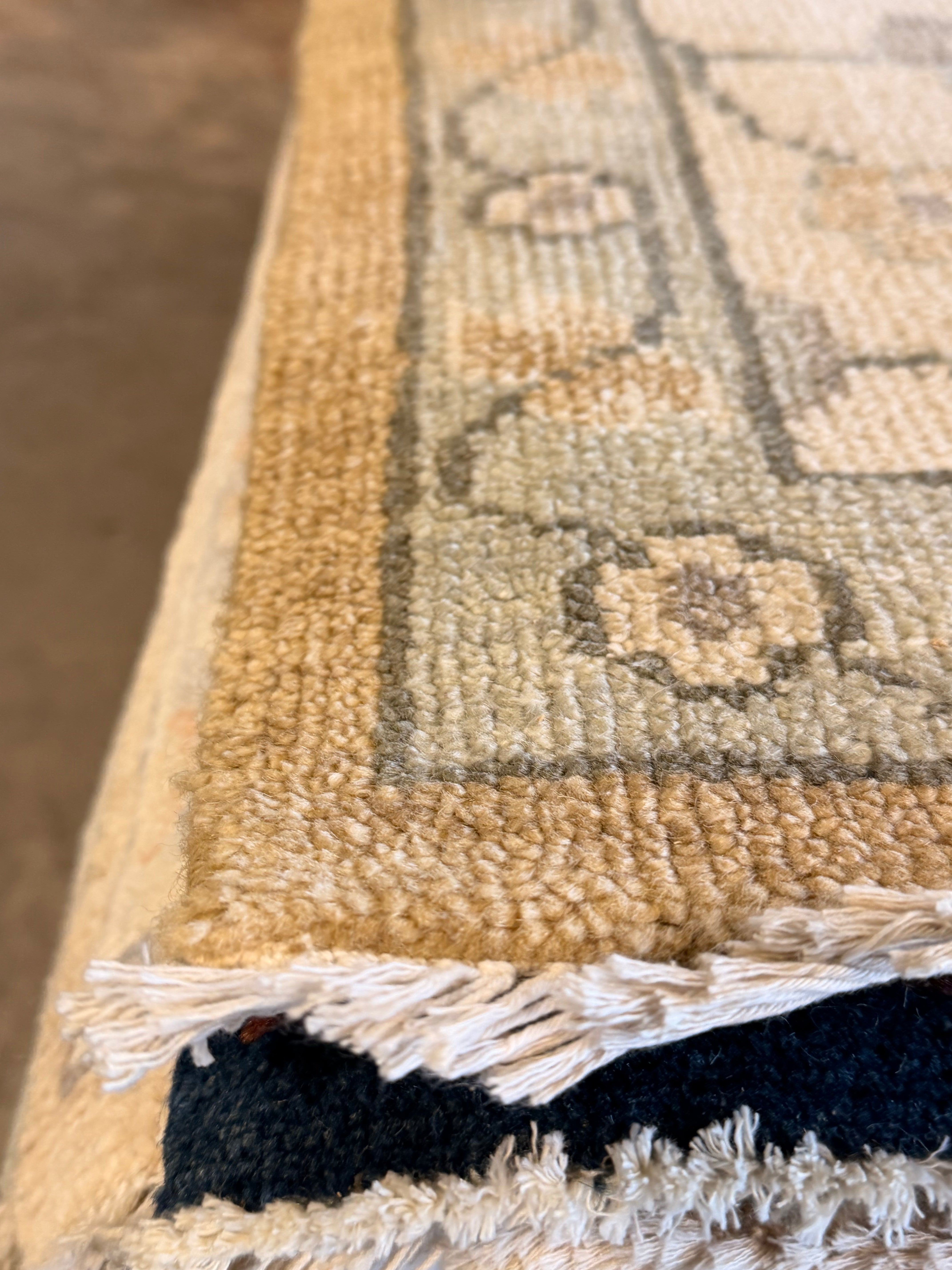 Shauna 10x14 Beige Hand-Knotted Oushak