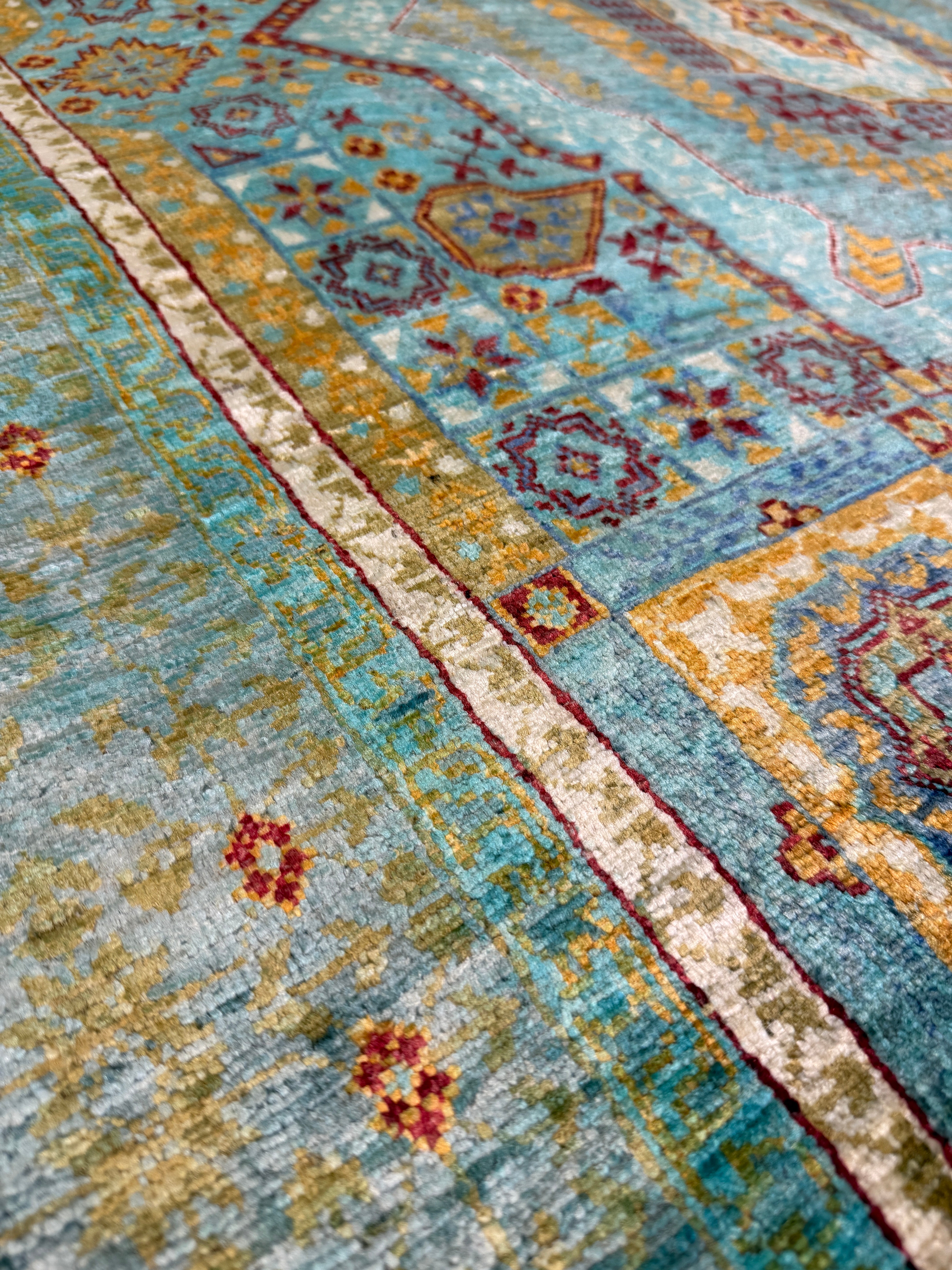 Abbie 5.7x7.10 Blue Afghani Mamluk Rug