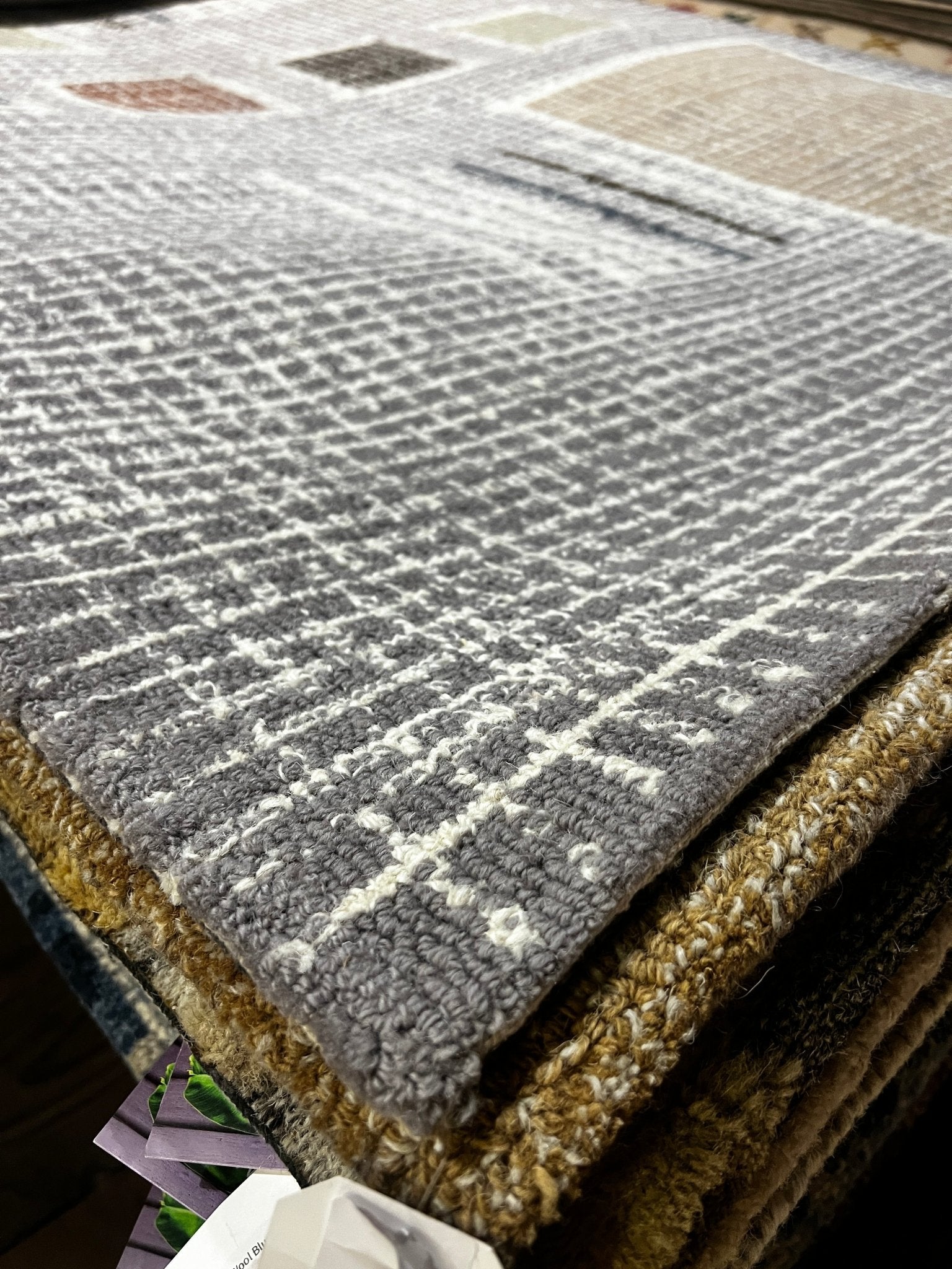 Amada 5x7.6 Hand-Tufted Wool Grey Modern | Banana Manor Rug Factory Outlet