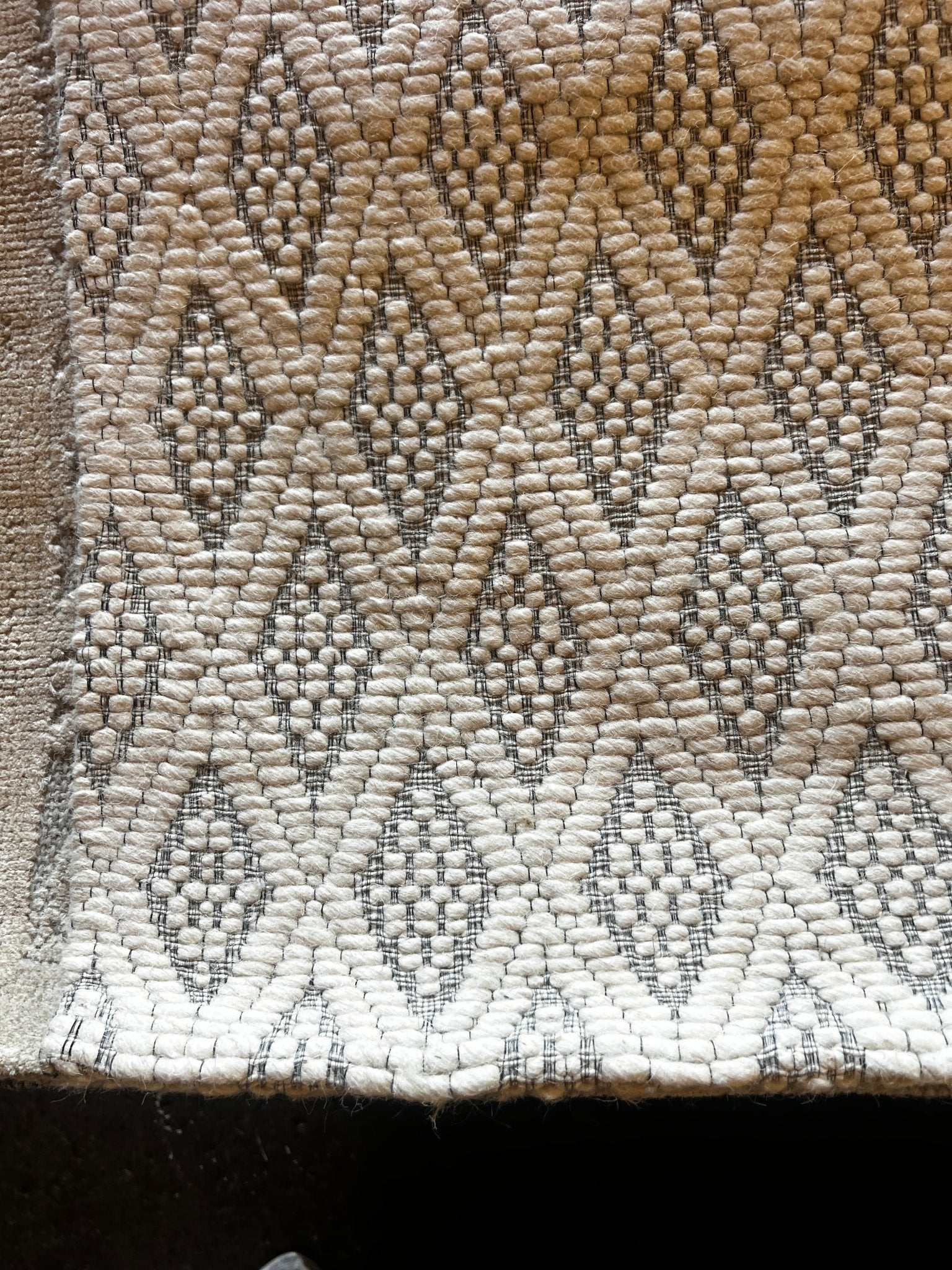 Cameron Tucker 7.9x10 Handwoven Ivory & Grey Jacquard Durrie | Banana Manor Rug Factory Outlet