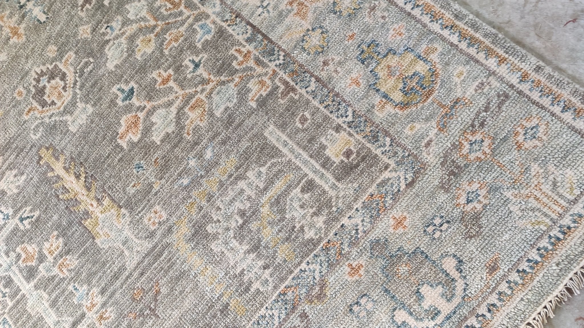 Chloe Thomas 8x10 Grey Hand-Knotted Oushak Rug | Banana Manor Rug Company