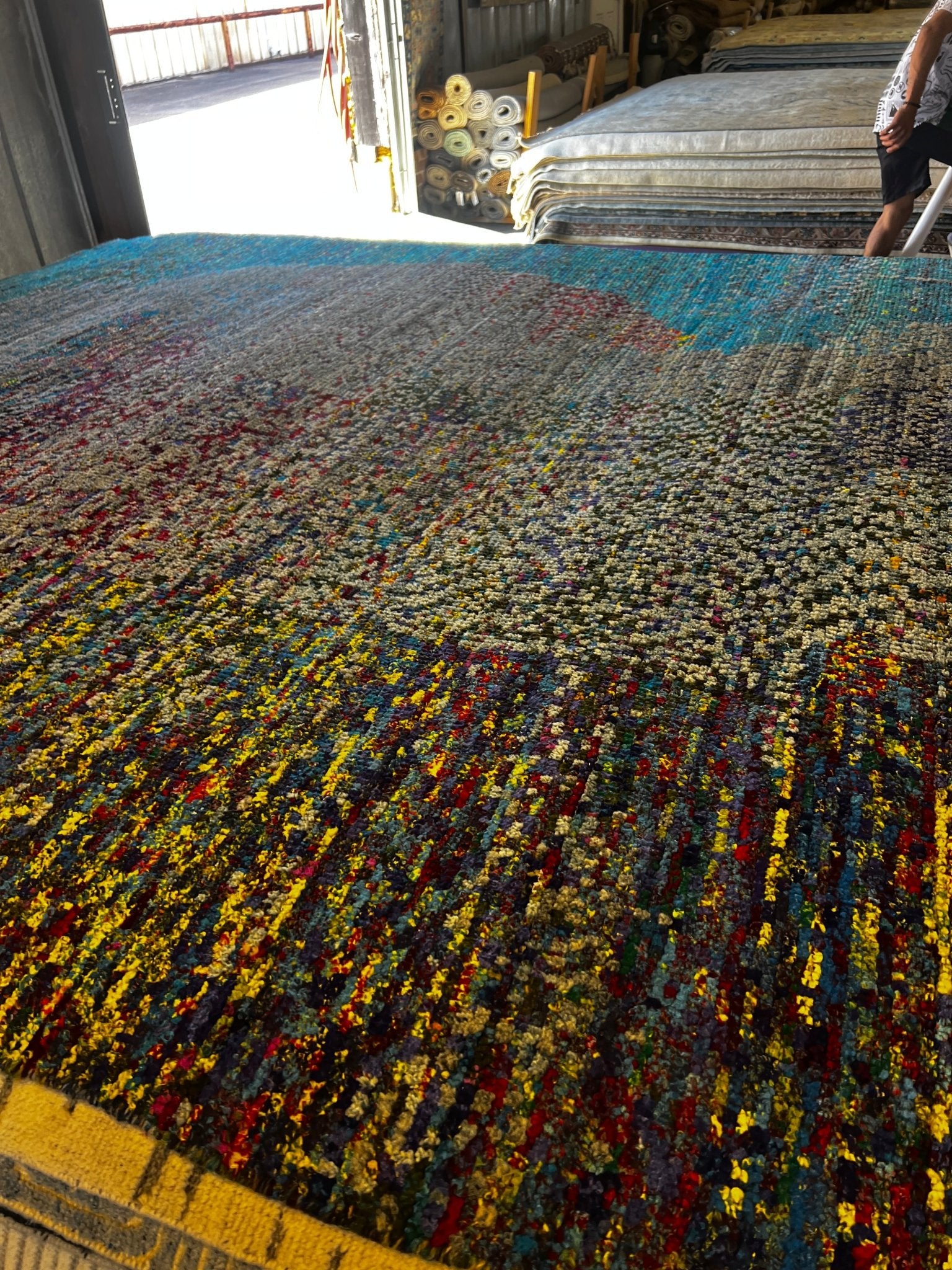 Everett 9x11.3 Hand-Knotted Multi Modern | Banana Manor Rug Factory Outlet