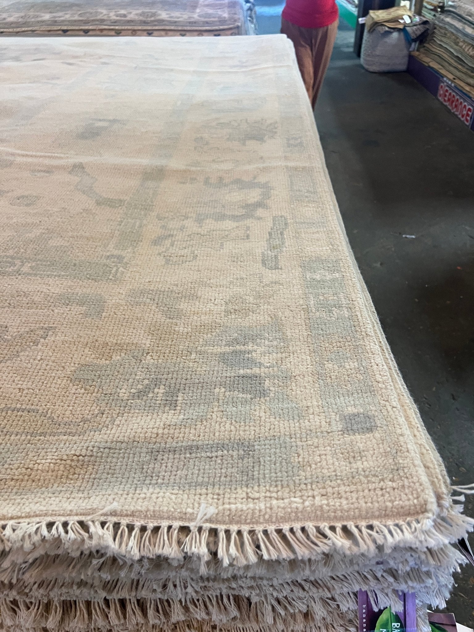 Fiona Shaw 7.11x10.3 Hand-Knotted Cream and Gray Oushak | Banana Manor Rug Factory Outlet