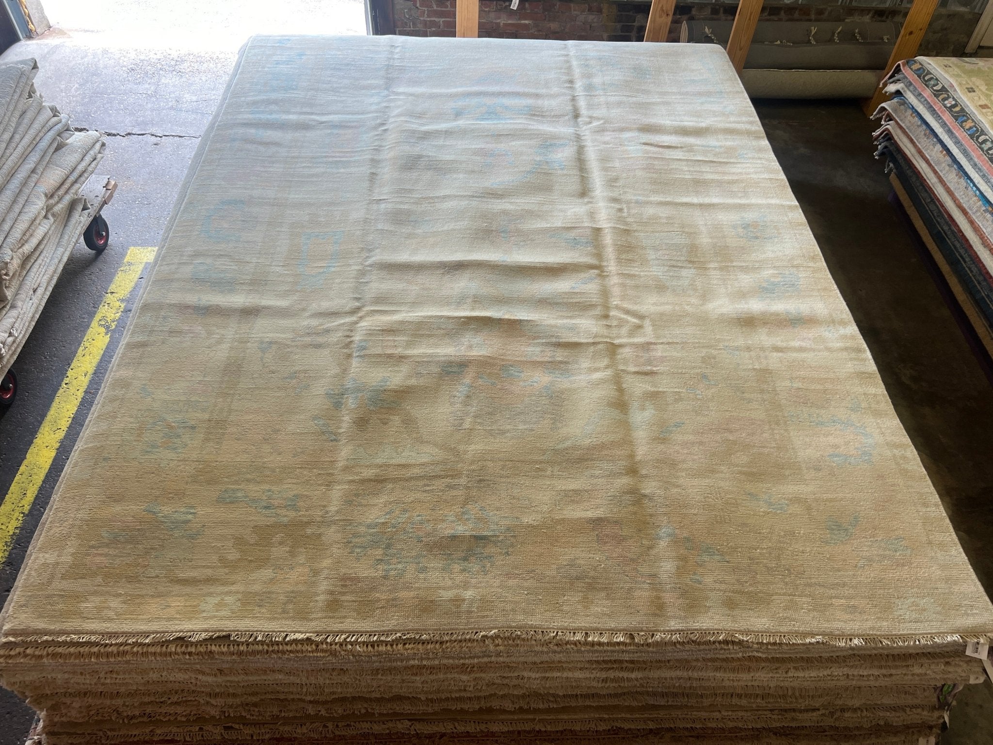Gemma 8.10x12.6 Hand-Knotted Cream and Blue Oushak | Banana Manor Rug Factory Outlet
