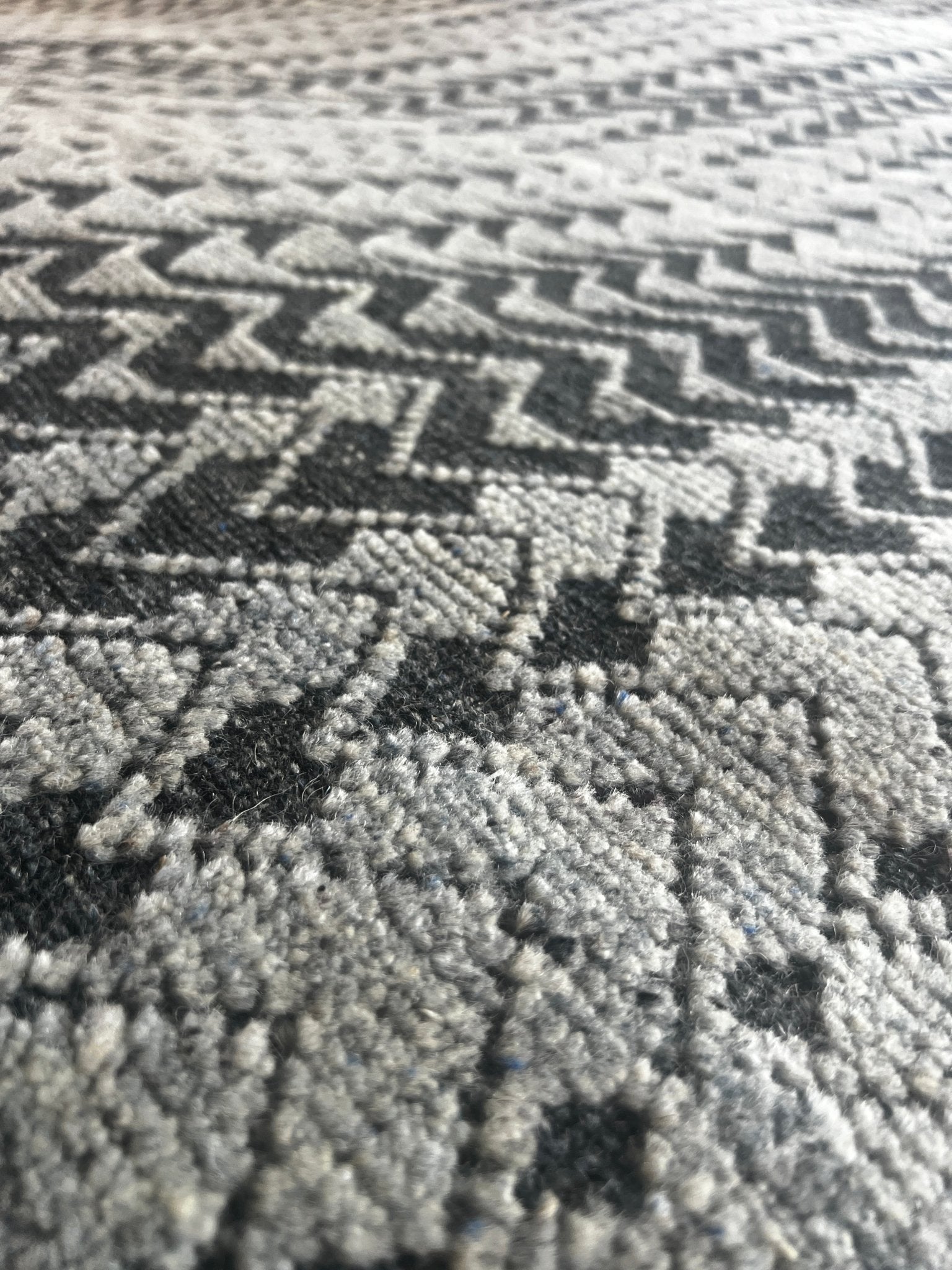 Heinz 9x12 Hand-Knotted Dark Grey & Grey Modern | Banana Manor Rug Factory Outlet