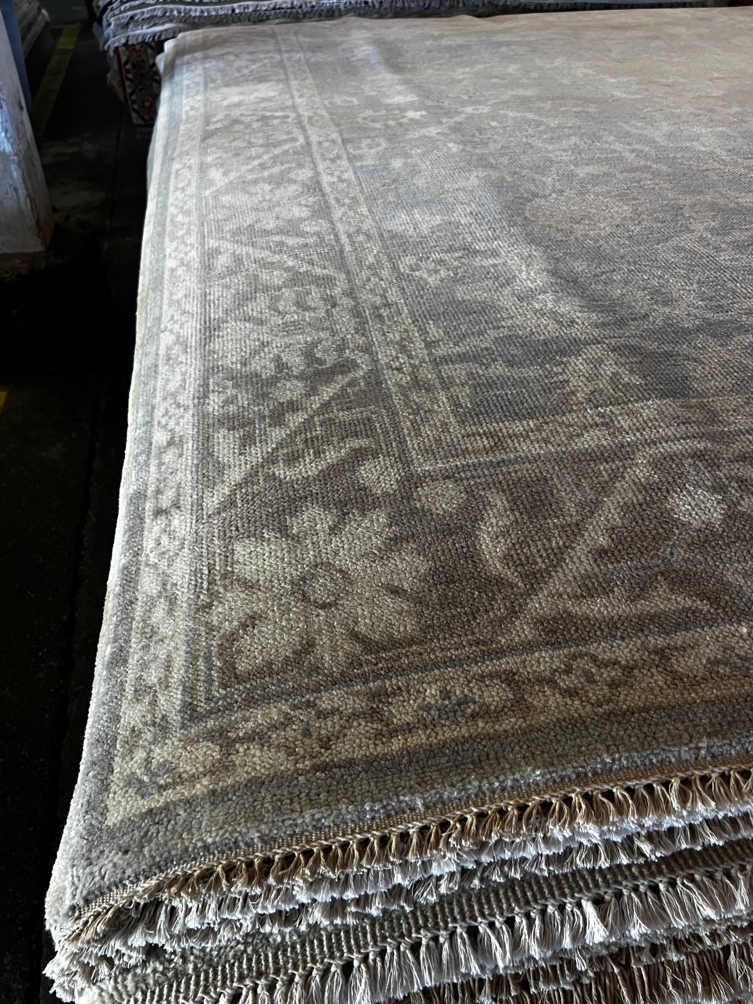 Lolo 8x10 Hand-Knotted Silver & Grey Turkish Oushak | Banana Manor Rug Factory Outlet