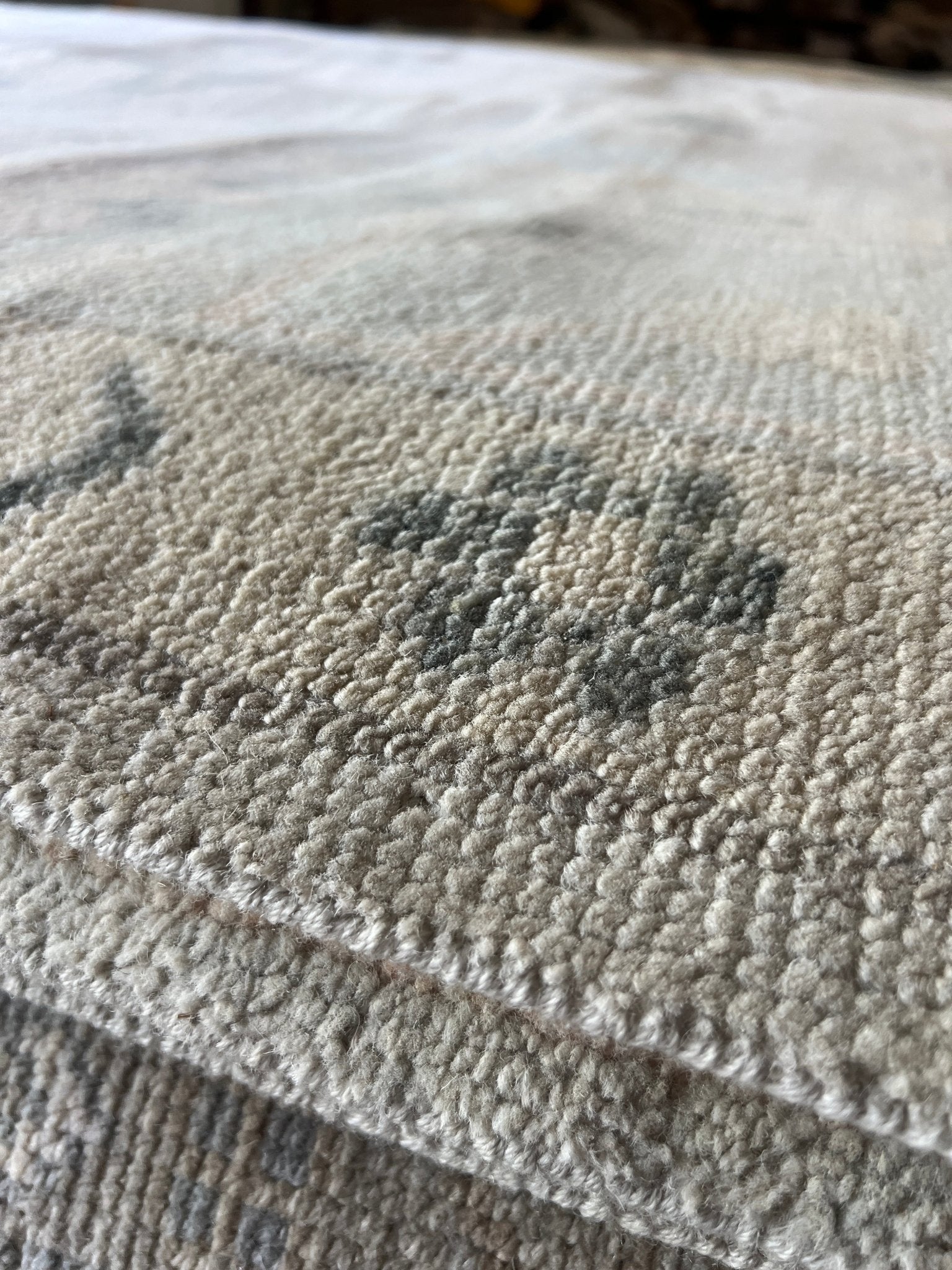 Olivia Ross 8.11x12.5 Hand-Knotted Cream and Gray Oushak | Banana Manor Rug Factory Outlet