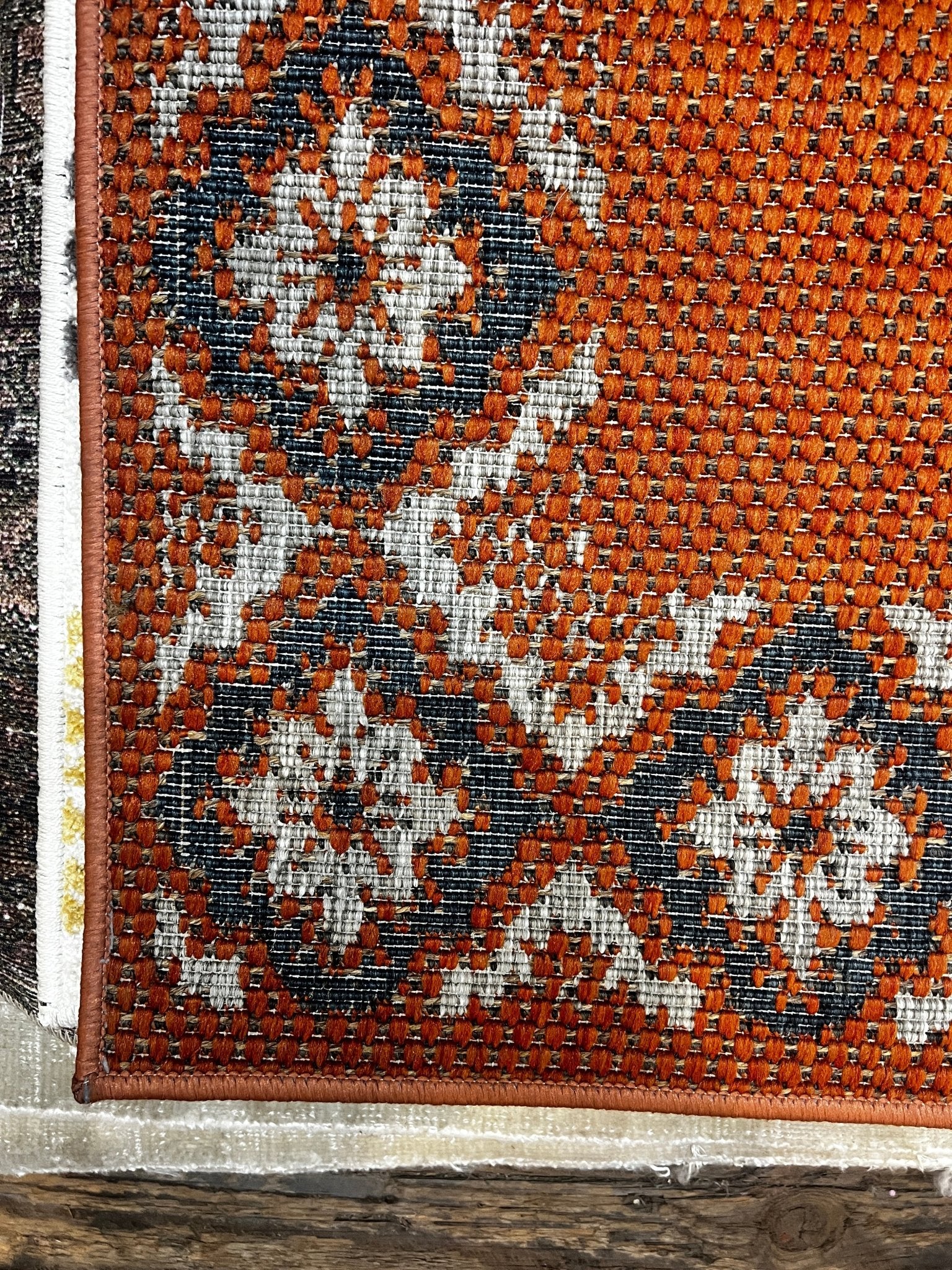 OPPORTUNITY BUY 3.3x5 Machine Made Outdoor/Indoor Rug | Banana Manor Rug Factory Outlet