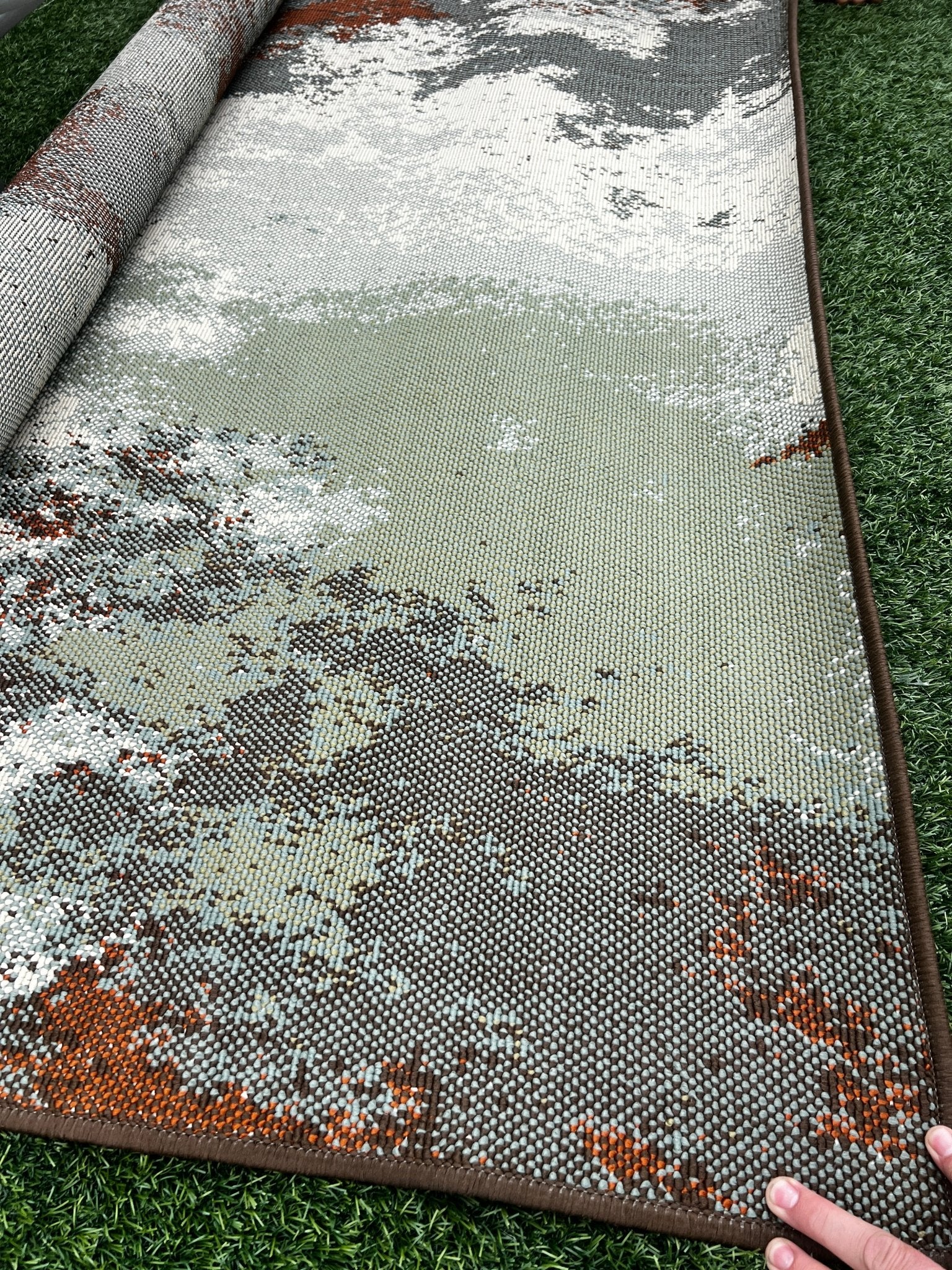 OPPORTUNITY BUY 5.1 x 7.0 Machine Made Outdoor/Indoor Rug | Banana Manor Rug Factory Outlet