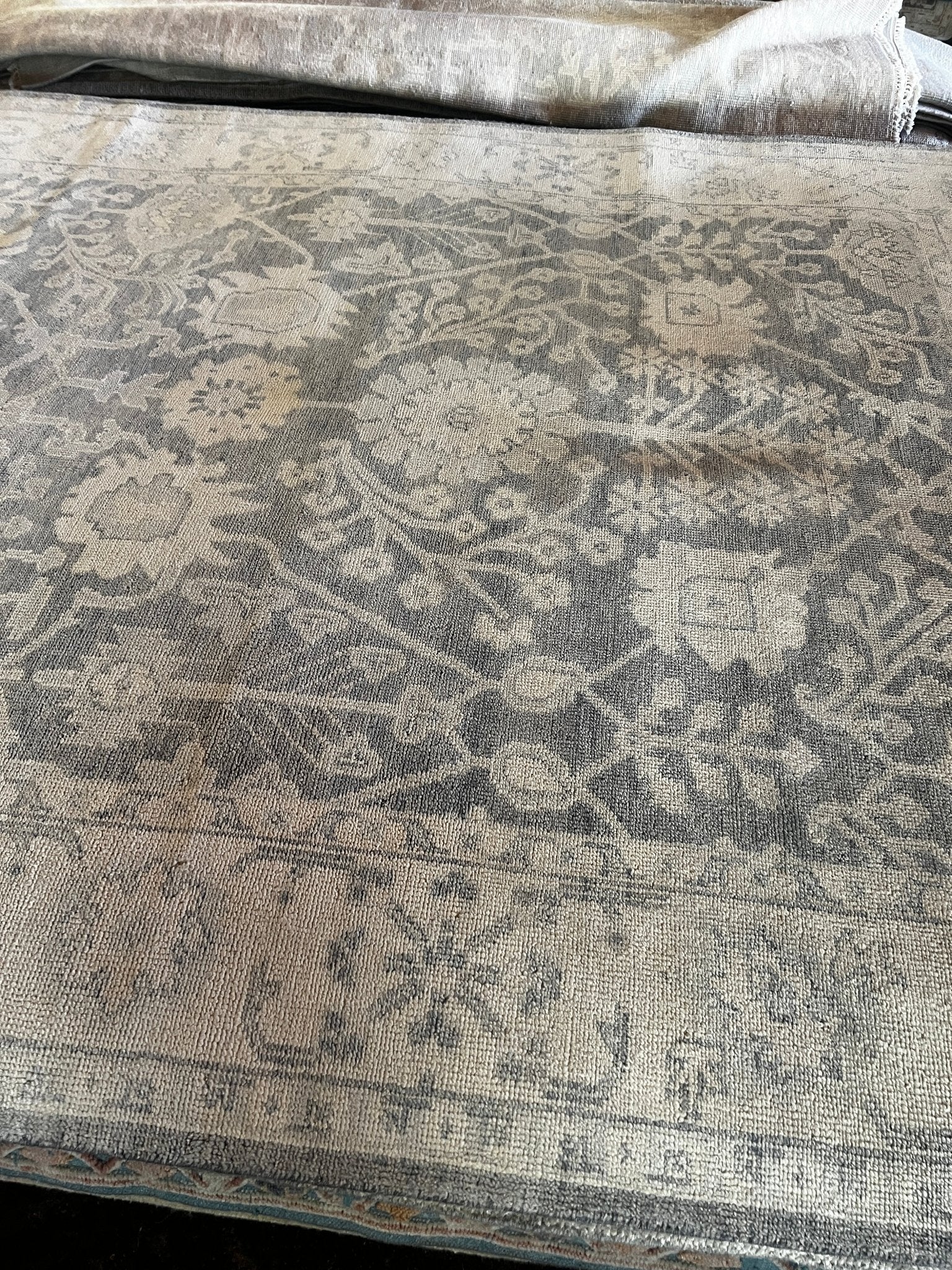 Paloma Contreras 8x10 Grey and Ivory Hand-Knotted Oushak Rug | Banana Manor Rug Factory Outlet