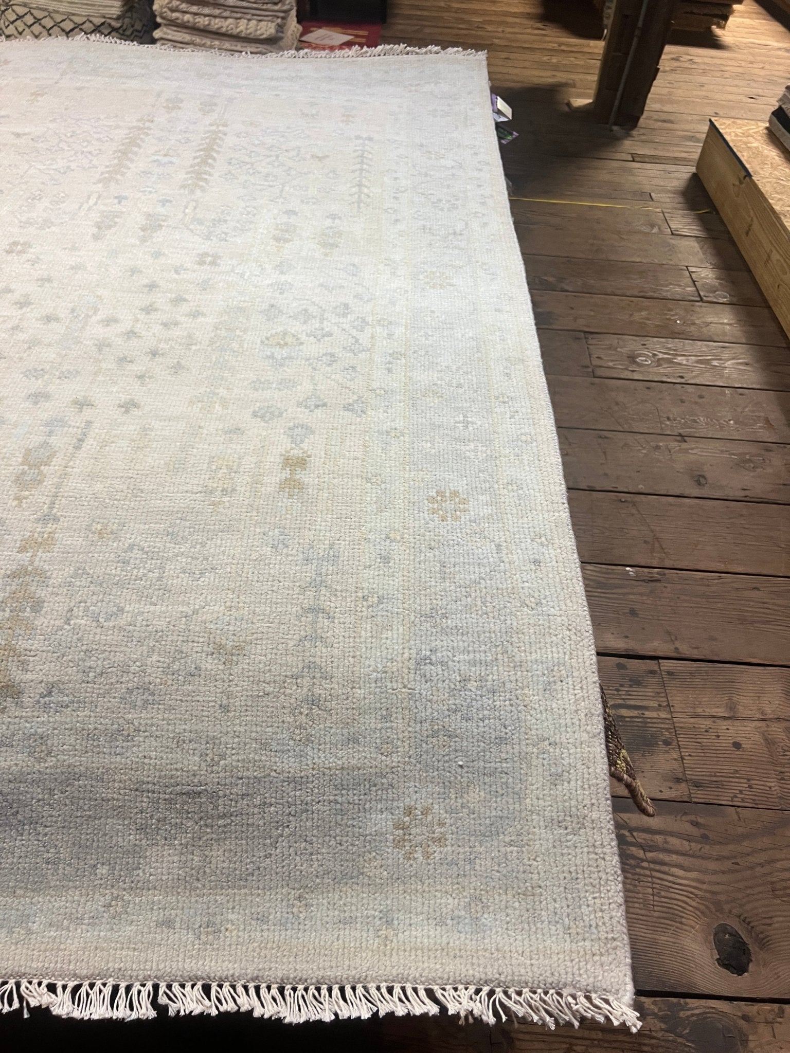 Sally 4.0x6.3 Hand-Knotted Cream and Blue Oushak | Banana Manor Rug Factory Outlet