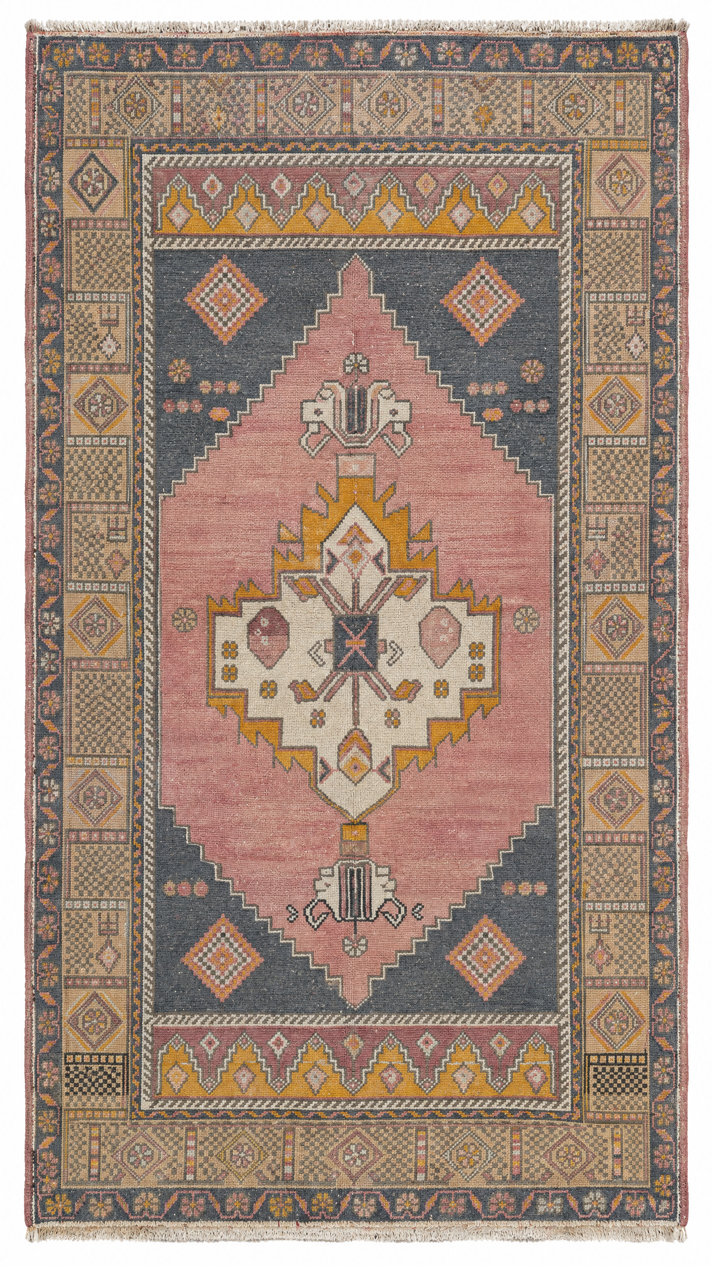 Shay Carter 3.10x6.10 Pink Hand-Knotted Turkish — created with Imersian