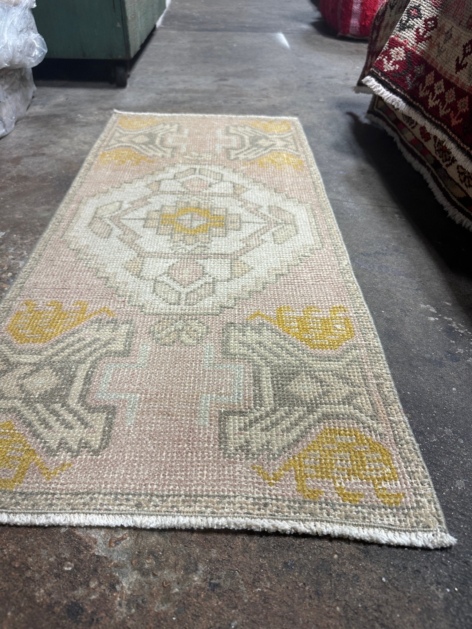 Vintage 1.7x3.4 Turkish Oushak Pink and Gold Small Rug | Banana Manor Rug Factory Outlet