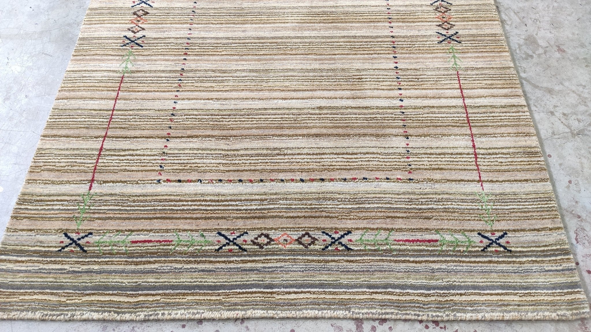 4x5.9 Beige Handwoven Gabbeh Rug | Banana Manor Rug Factory Outlet