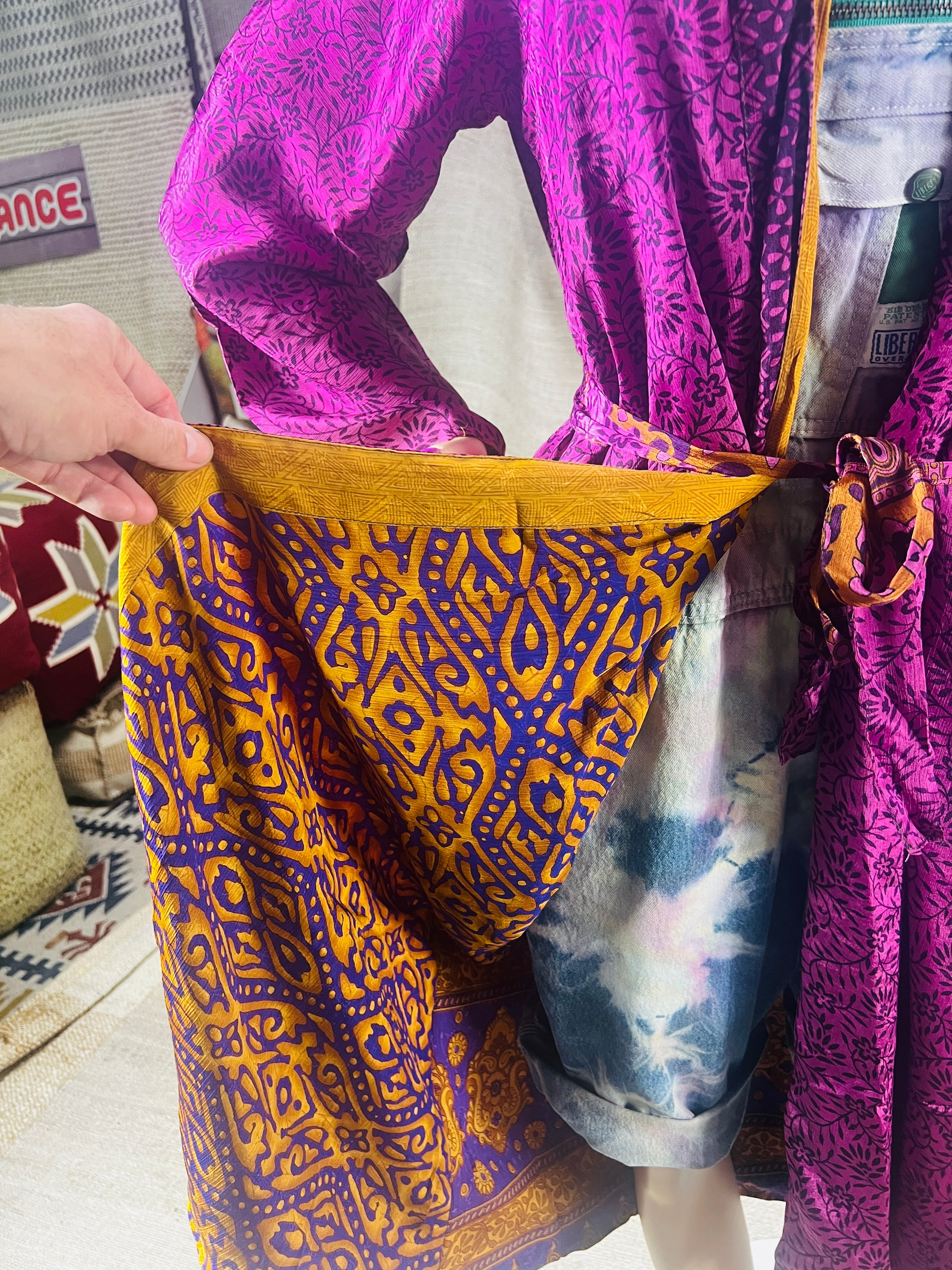 Kee Nang Assorted Long Reversible Recycled Silk Kimonos pArT dEaUx | Banana Manor Rug Company