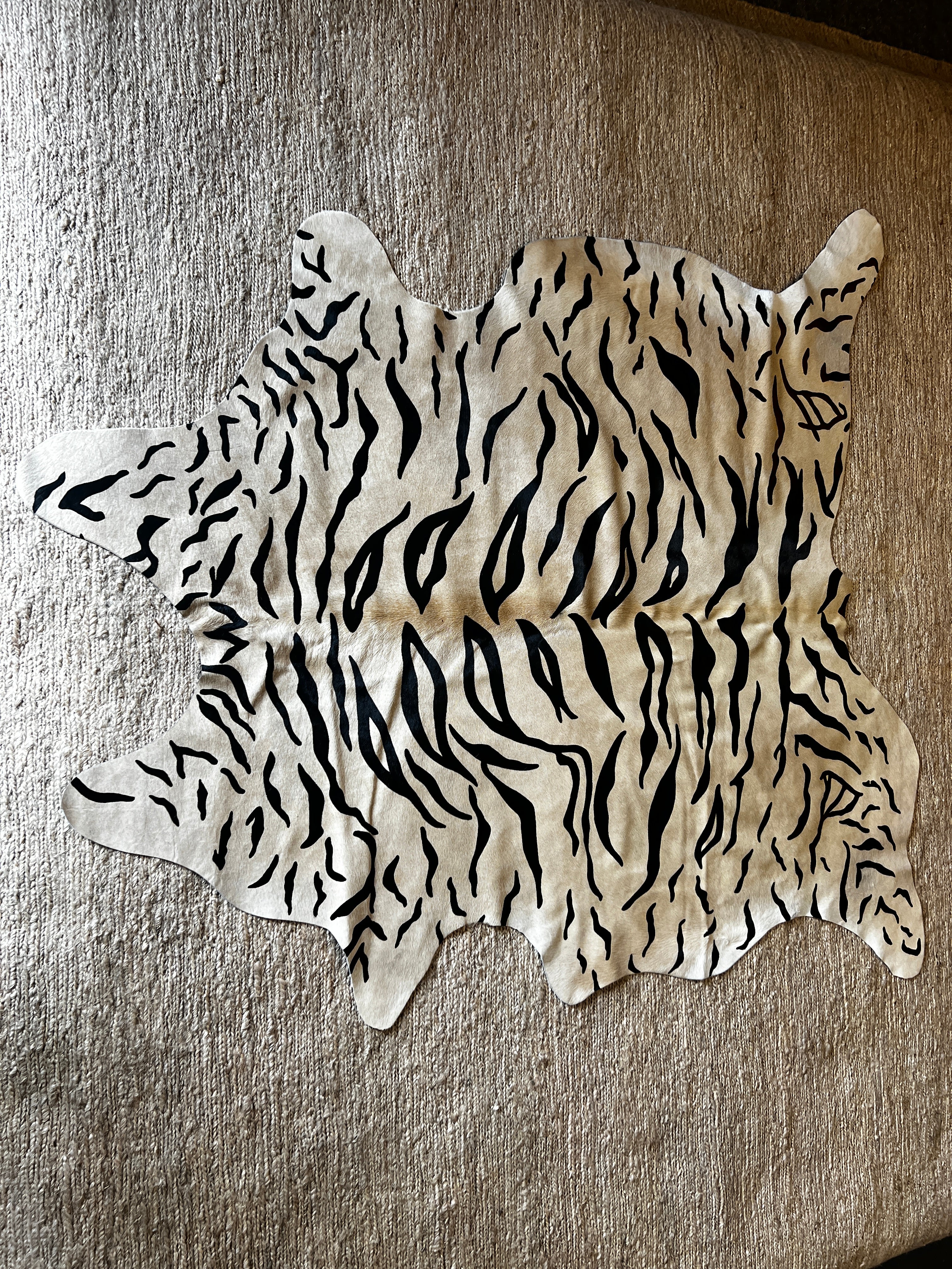 Tiger Print Cowhide Rug | Banana Manor Rug Company