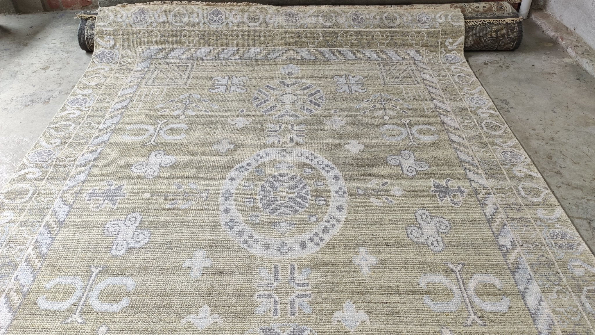 Adams 7.6x9.9 Beige and Natural Hand-Knotted Oushak Rug | Banana Manor Rug Company