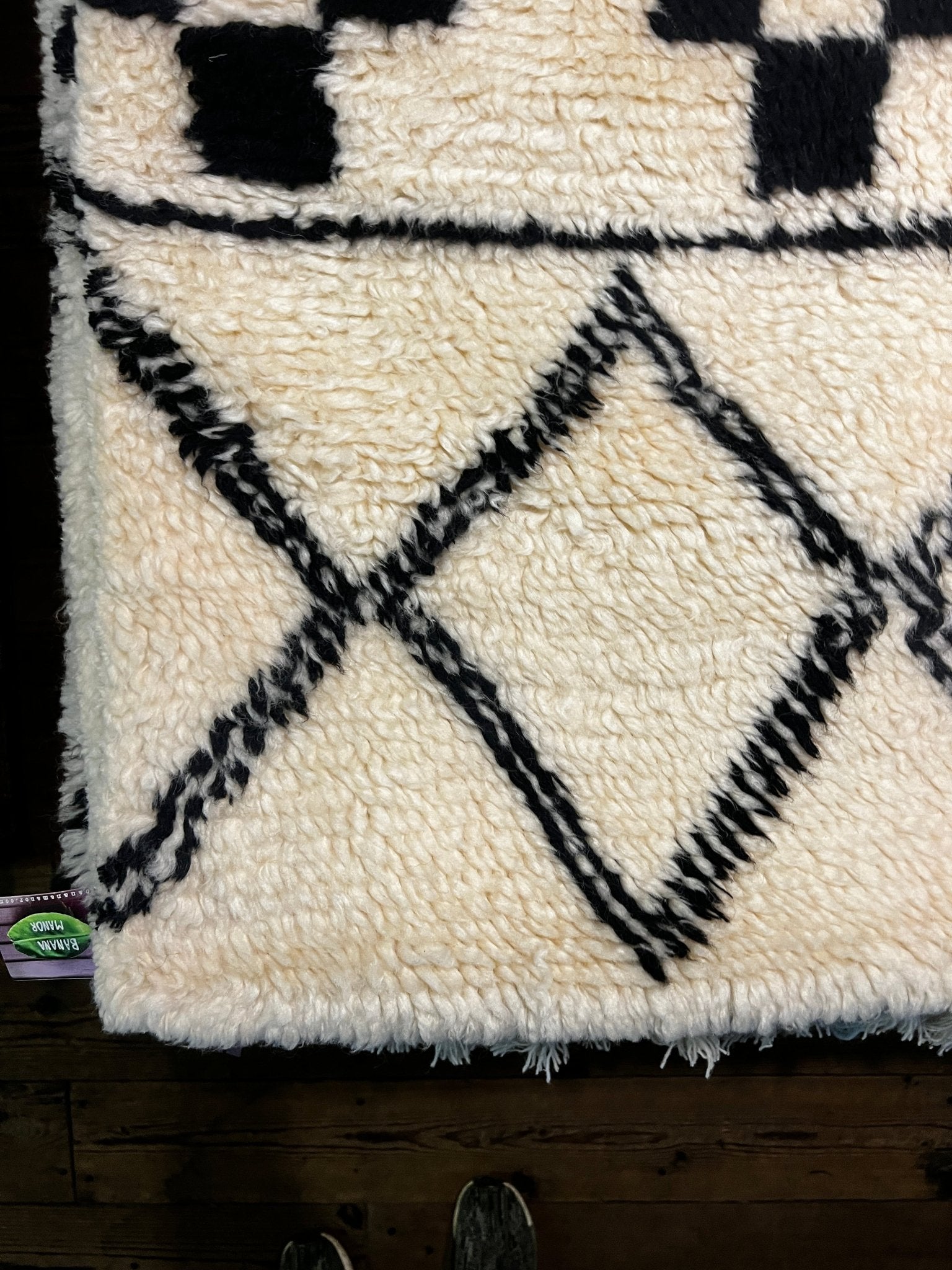 Addis 4.6x6.6 White and Black Moroccan Style Rug | Banana Manor Rug Factory Outlet