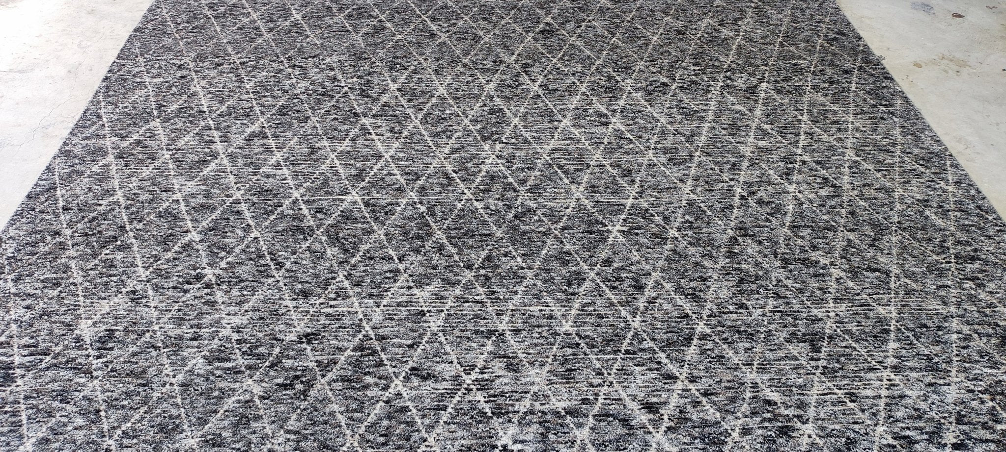 Adolfo 8.9x12 Hand-Knotted Dark Grey Modern | Banana Manor Rug Factory Outlet