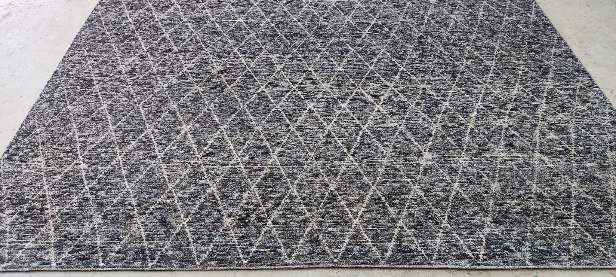 Adolfo 8.9x12 Hand-Knotted Dark Grey Modern | Banana Manor Rug Factory Outlet