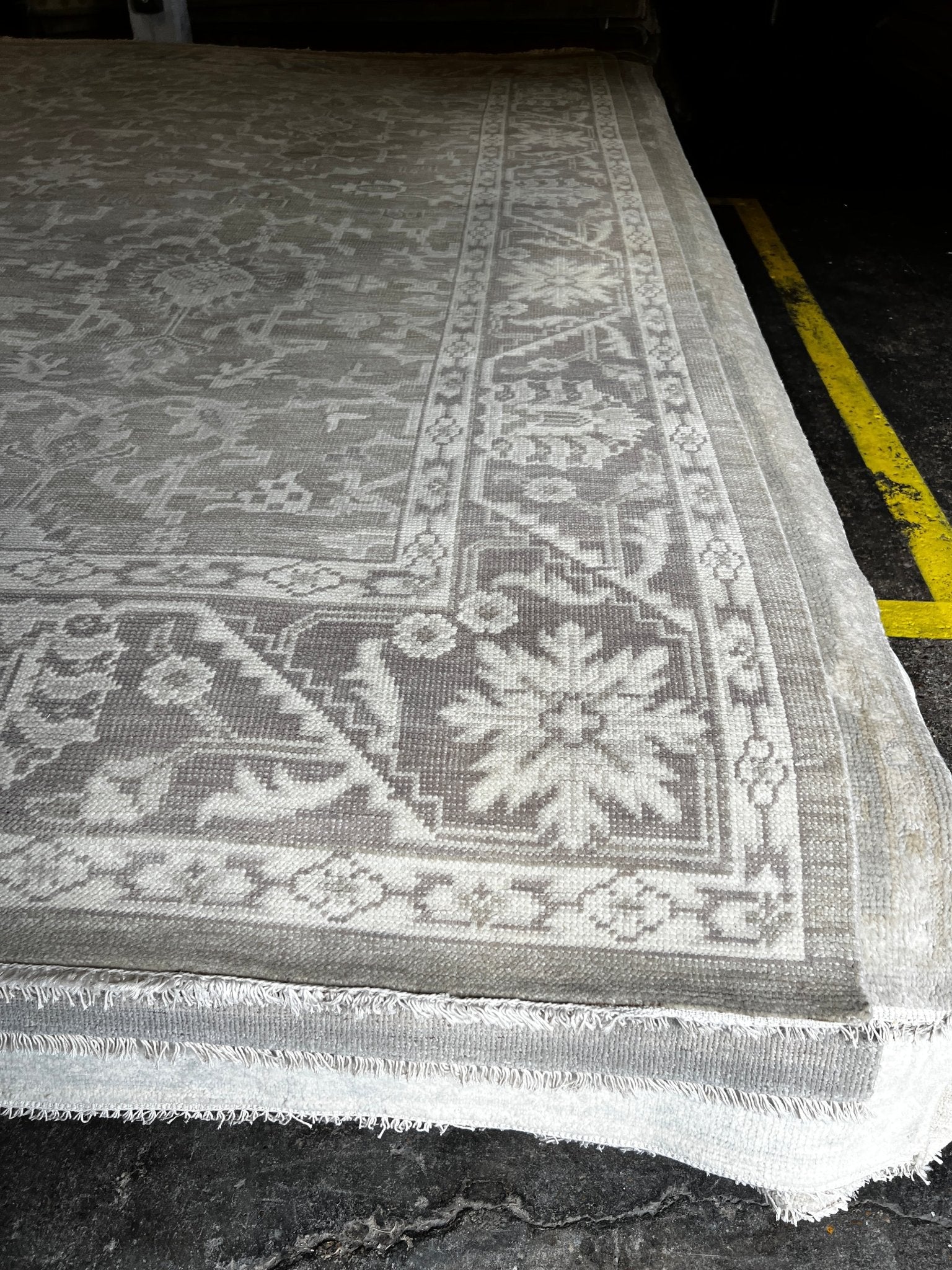 Alanis 8.6x12 Hand Knotted Silver & Grey Turkish Oushak | Banana Manor Rug Factory Outlet