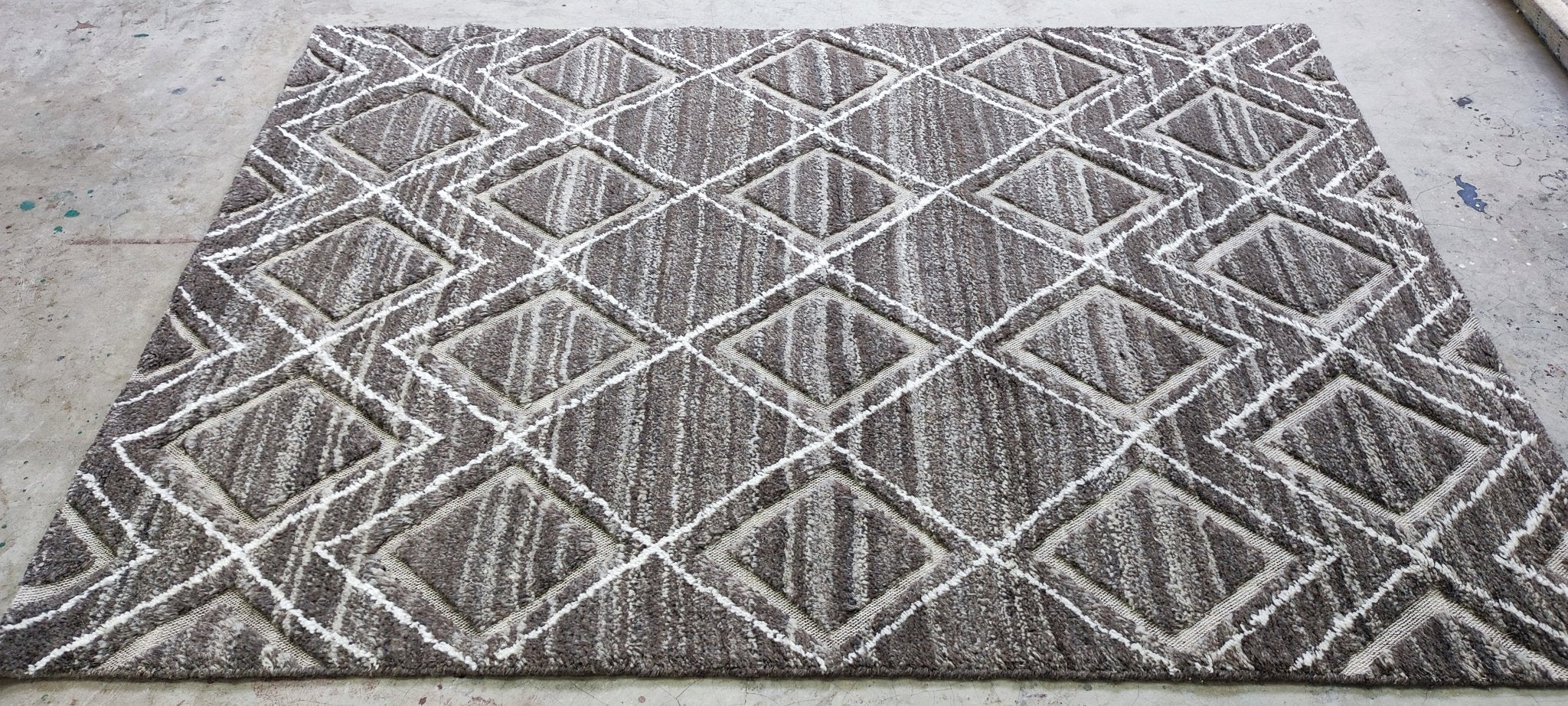 Alessandra 5.3x7.3 Handwoven Wool Textured Durrie | Banana Manor Rug Factory Outlet