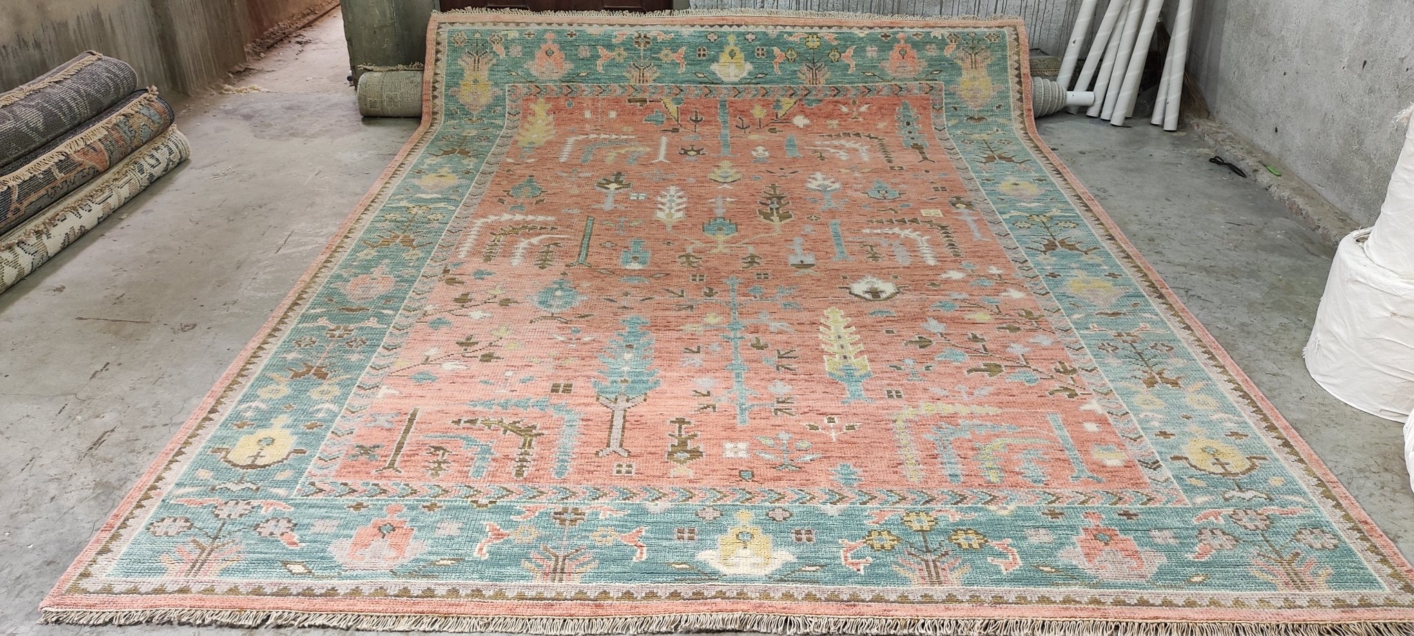 Alessandra Branca 9x12 Light Pink and Green Hand-Knotted Oushak Rug | Banana Manor Rug Company
