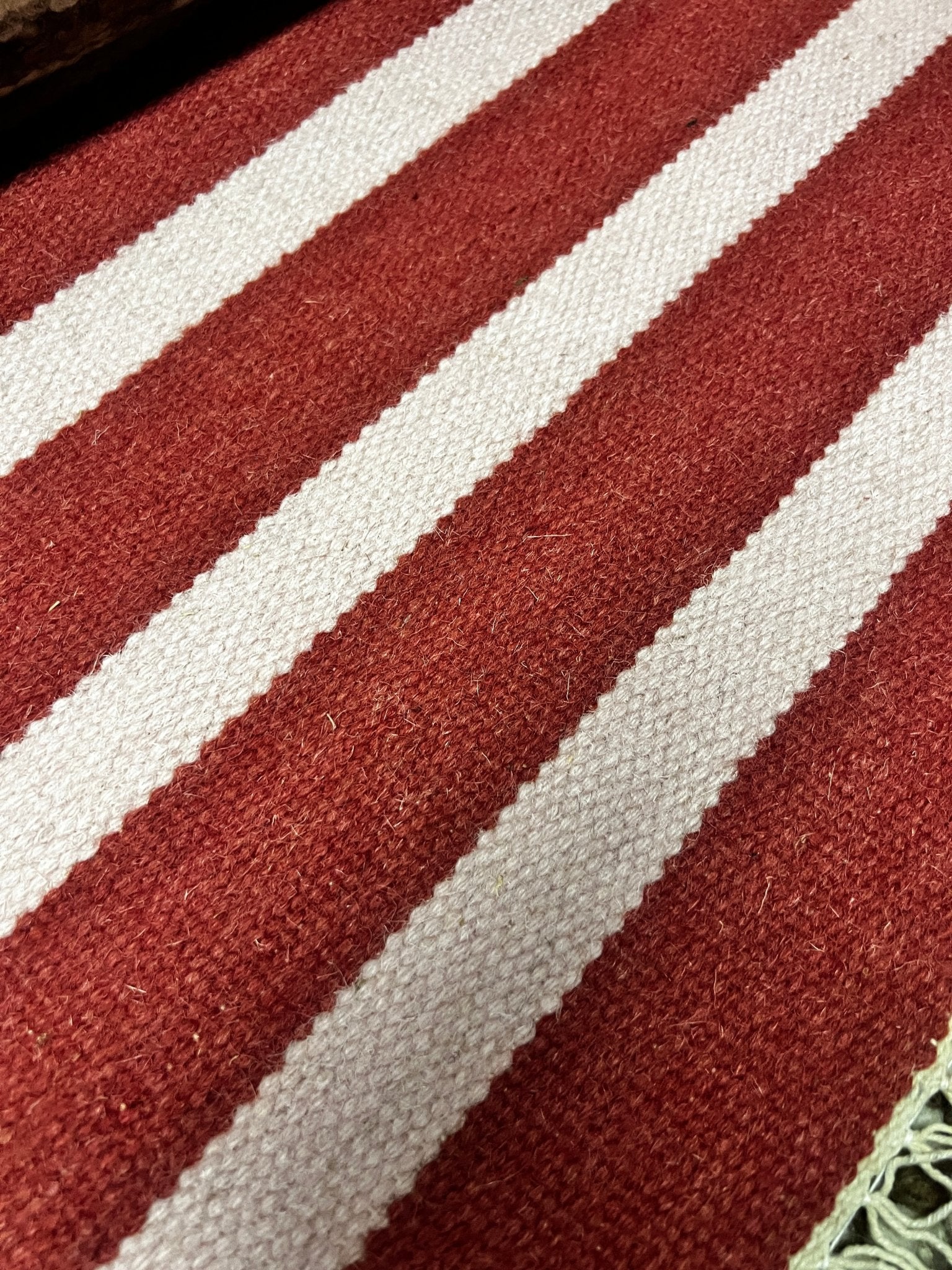 Alonzo Agadir 4.6x6.6 Handwoven Striped Orange and White Durrie Rug | Banana Manor Rug Factory Outlet
