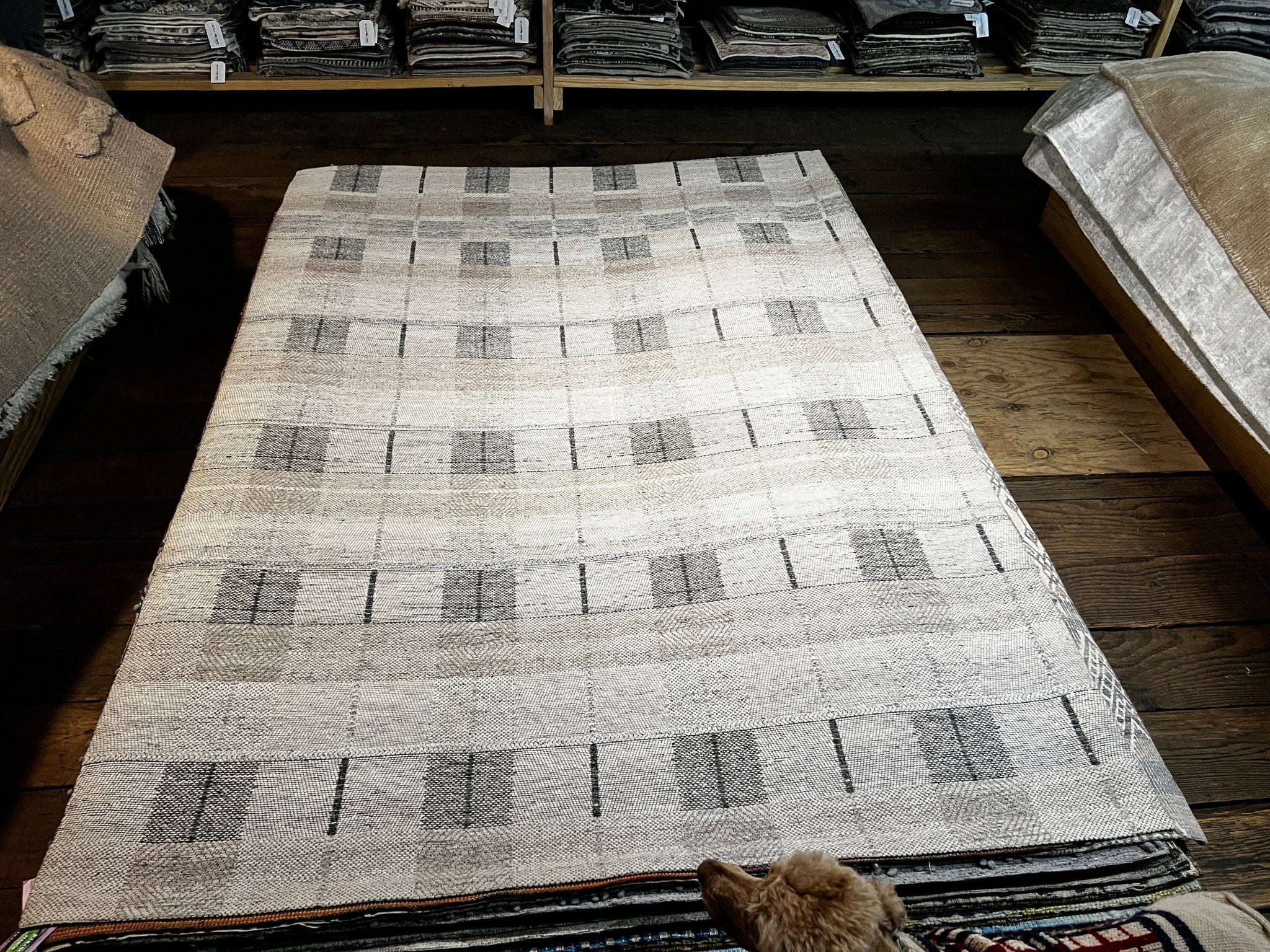 Alowishus 5.3x7.6 Beige and Ivory Handwoven Durrie Rug | Banana Manor Rug Factory Outlet