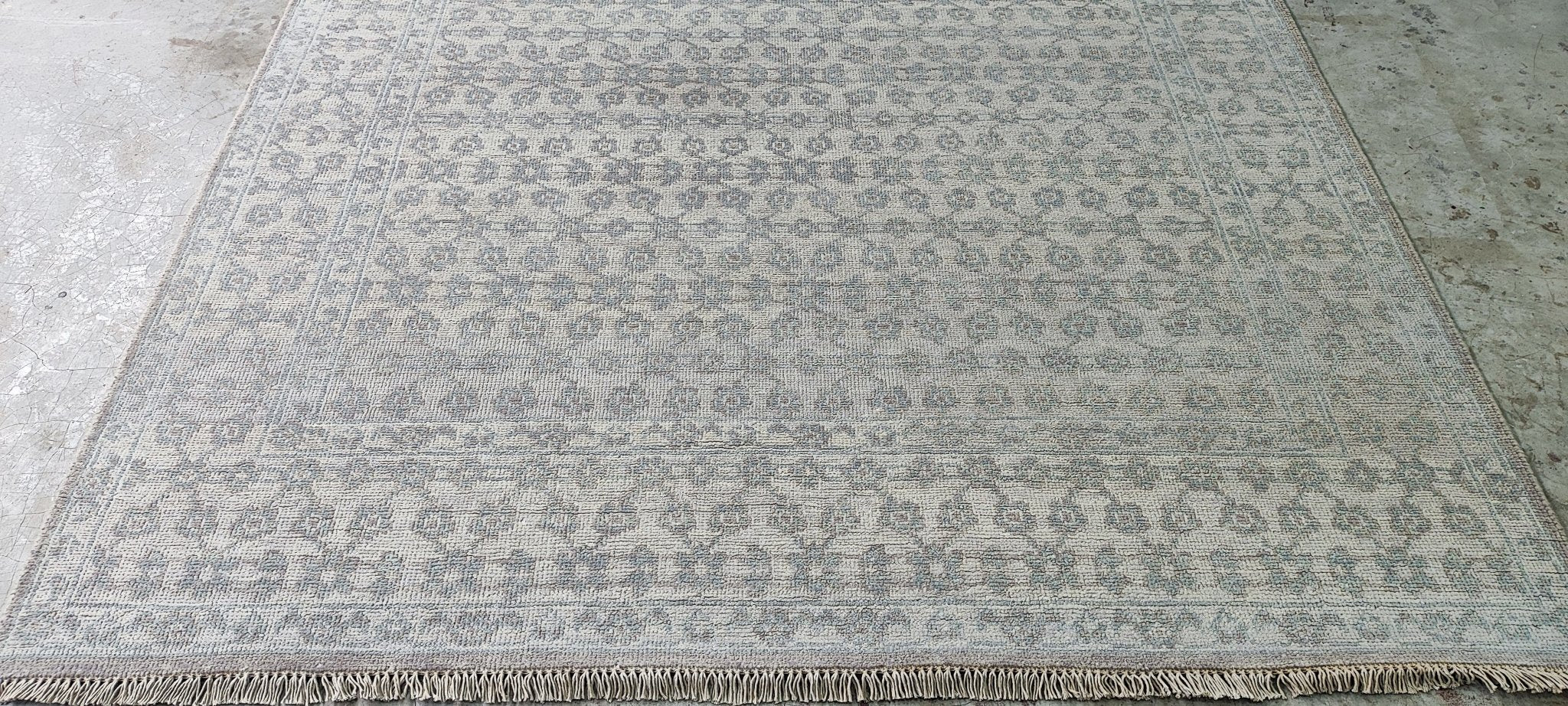 Amilee Wendt Silver and Grey Hand-Knotted Lichi Rug 6x8.9 | Banana Manor Rug Company