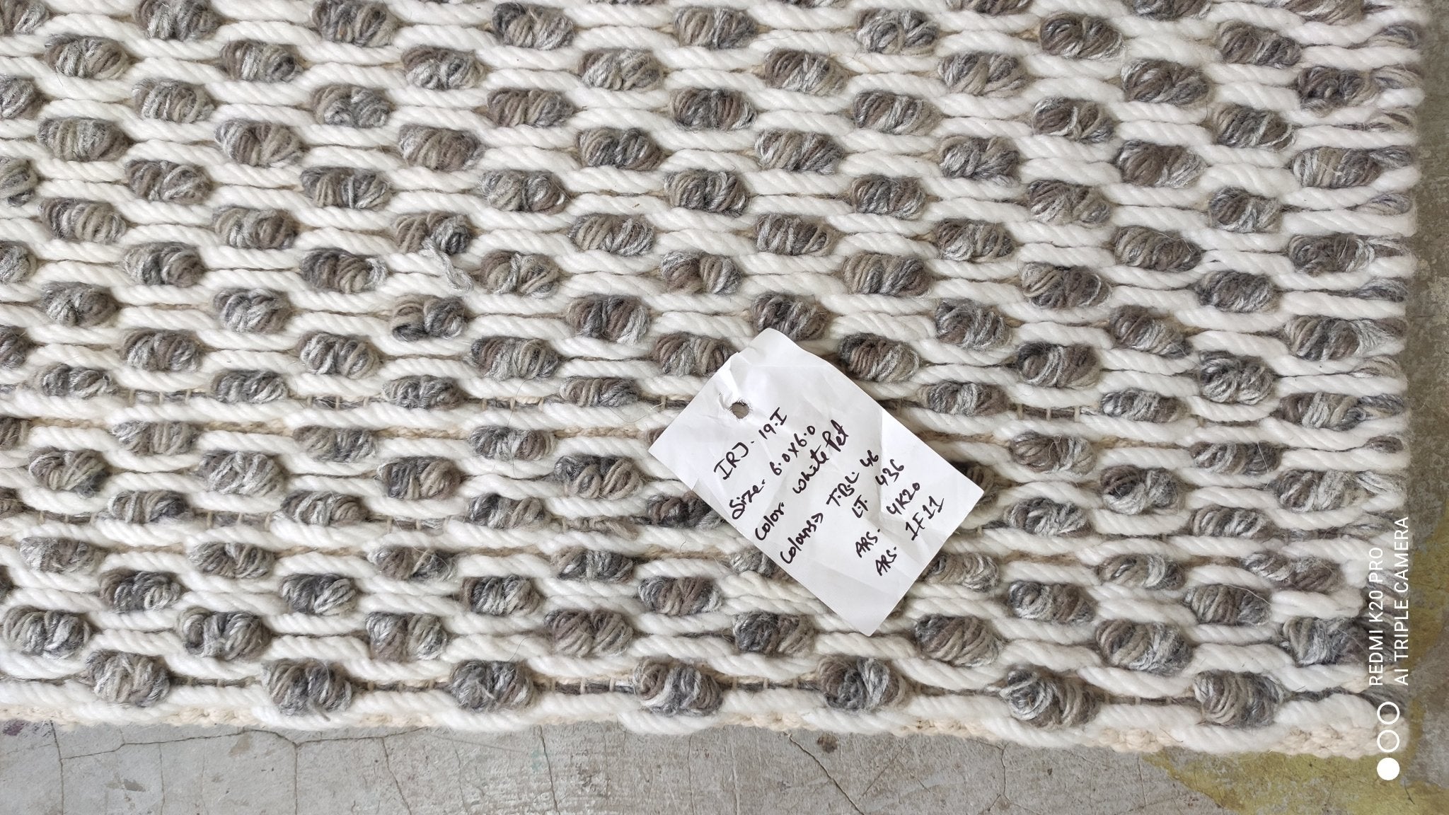 Andy Summers 6x6 White and Gray Handwoven Durrie Rug | Banana Manor Rug Company