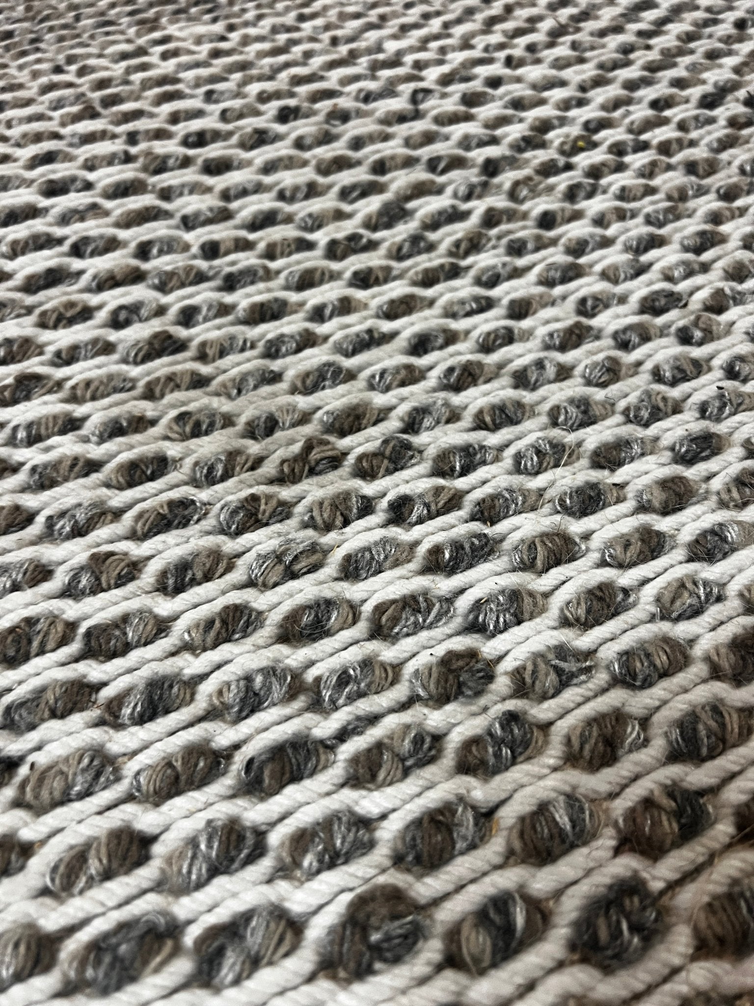 Andy Summers 6x6 White and Gray Handwoven Durrie Rug | Banana Manor Rug Factory Outlet