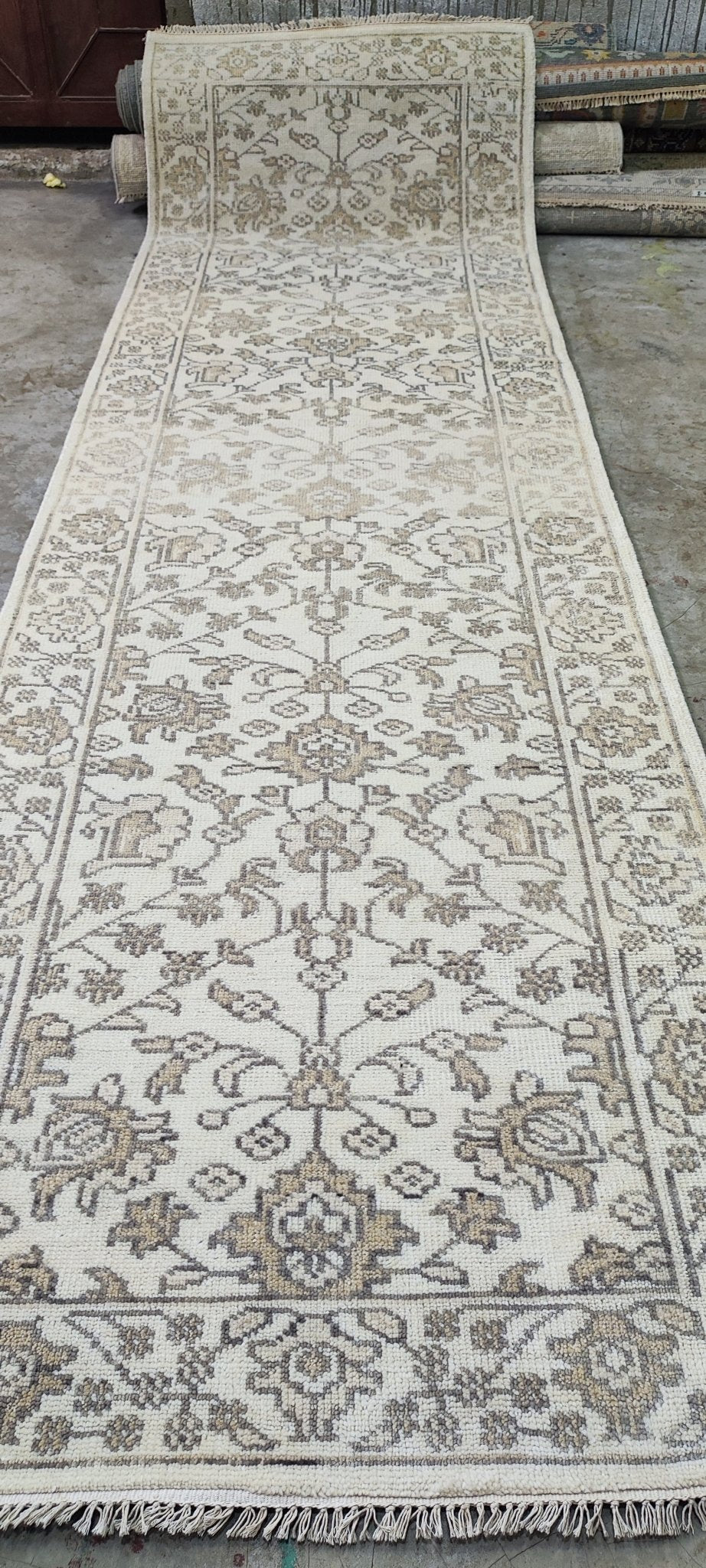 Anna Nicole 3.6x12.6 Hand-Knotted Ivory Oushak | Banana Manor Rug Factory Outlet