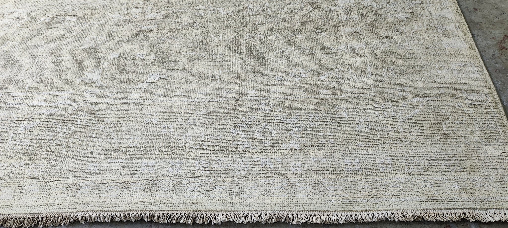 Antonio O'Hara 8x10 Beige on Beige | Banana Manor Rug Factory Outlet