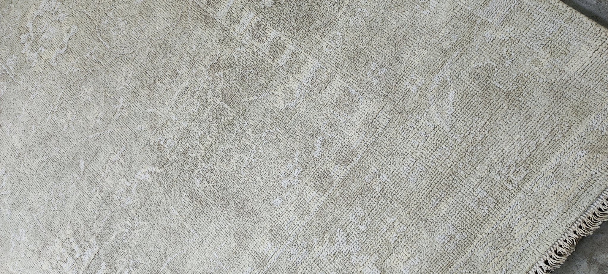 Antonio O'Hara 8x10 Beige on Beige | Banana Manor Rug Factory Outlet