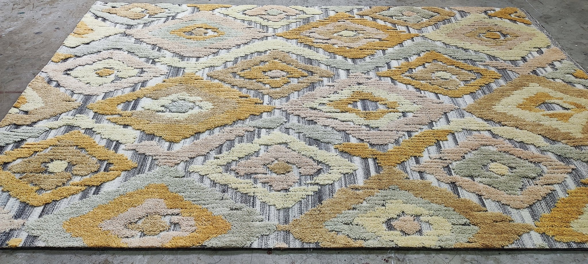 Arnaud's French 75 5x7.6 Handwoven Mustard & Grey Loop Cut | Banana Manor Rug Factory Outlet