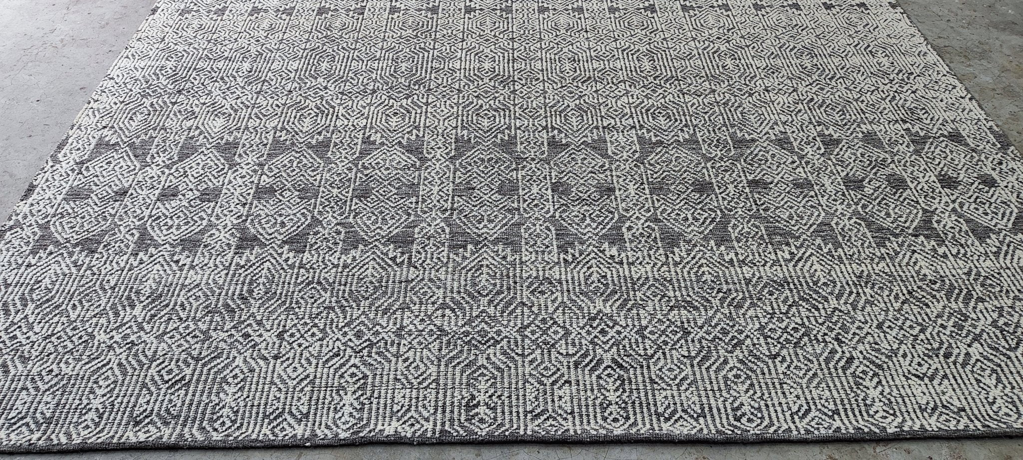 Atkine 9x12 Hand-Knotted Ivory & Grey Modern | Banana Manor Rug Factory Outlet