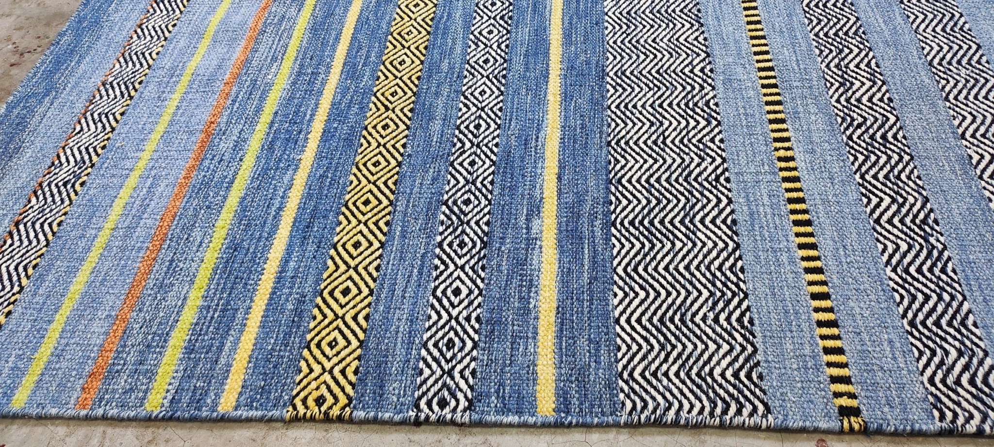 Avenue Pub 6x9 Handwoven Blue Mix Stripe | Banana Manor Rug Factory Outlet