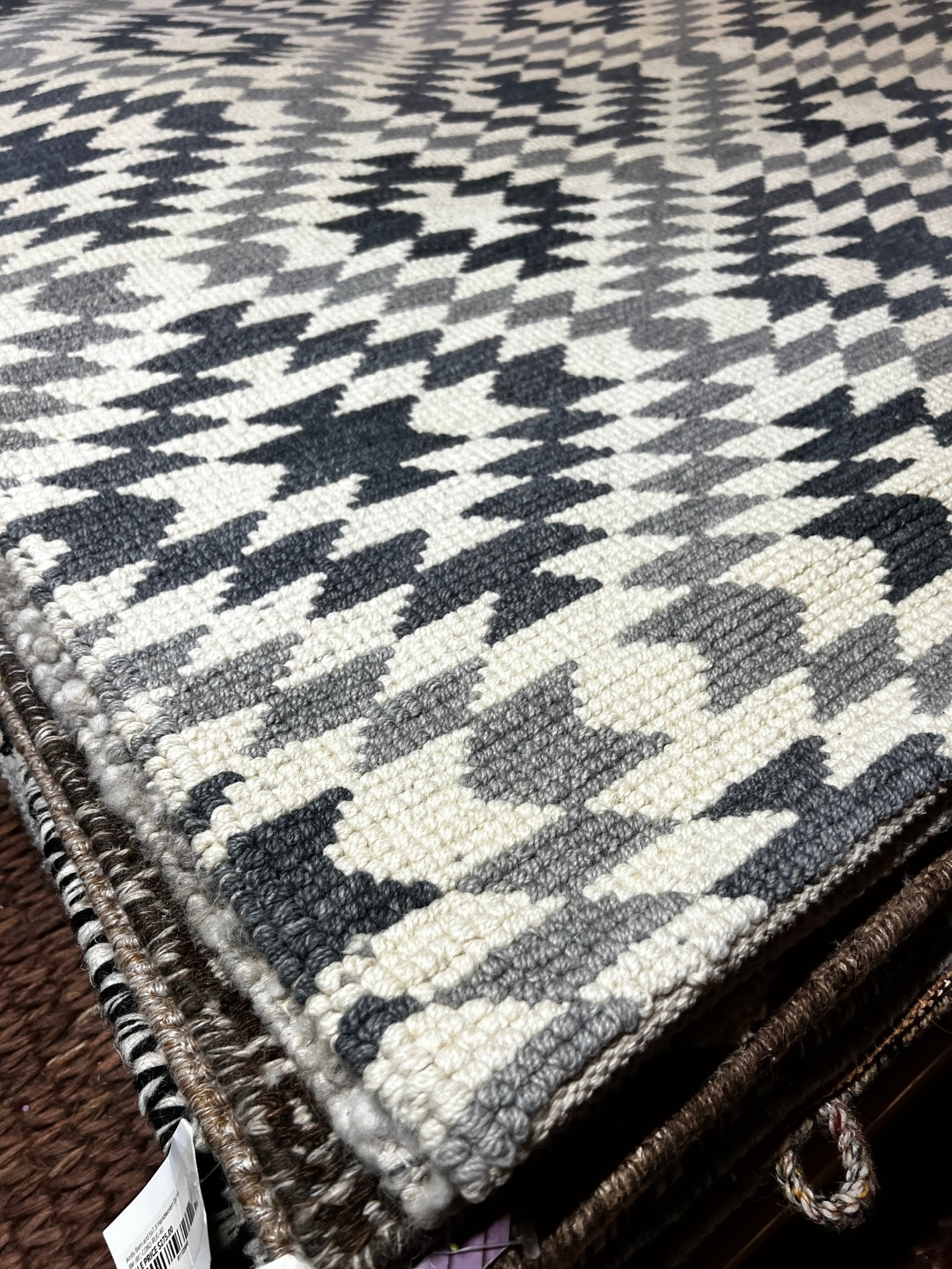 Basil Johnson Handwoven Durrie 5x8 | Banana Manor Rug Factory Outlet