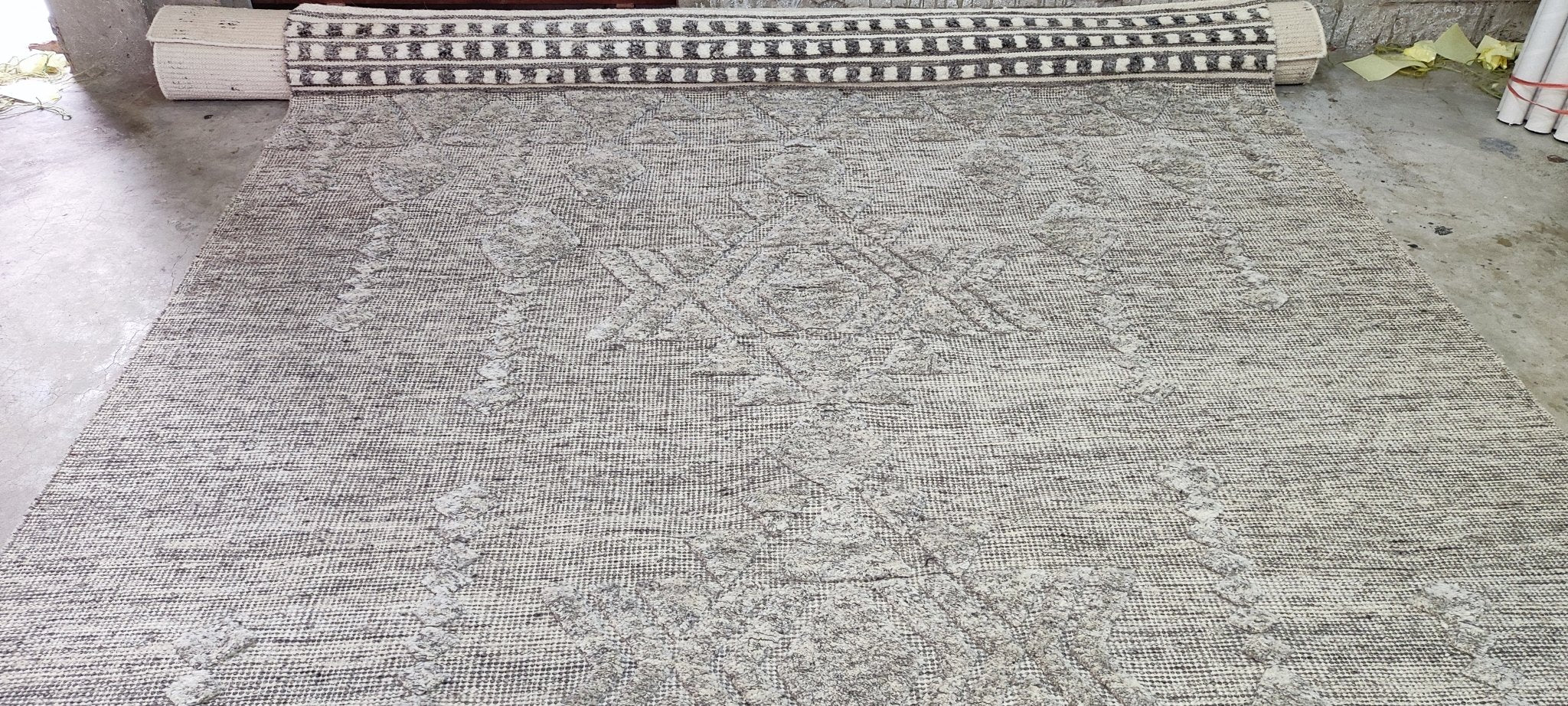 Ben Dover 8.3x10 Hand-Knotted Grey High Low | Banana Manor Rug Factory Outlet