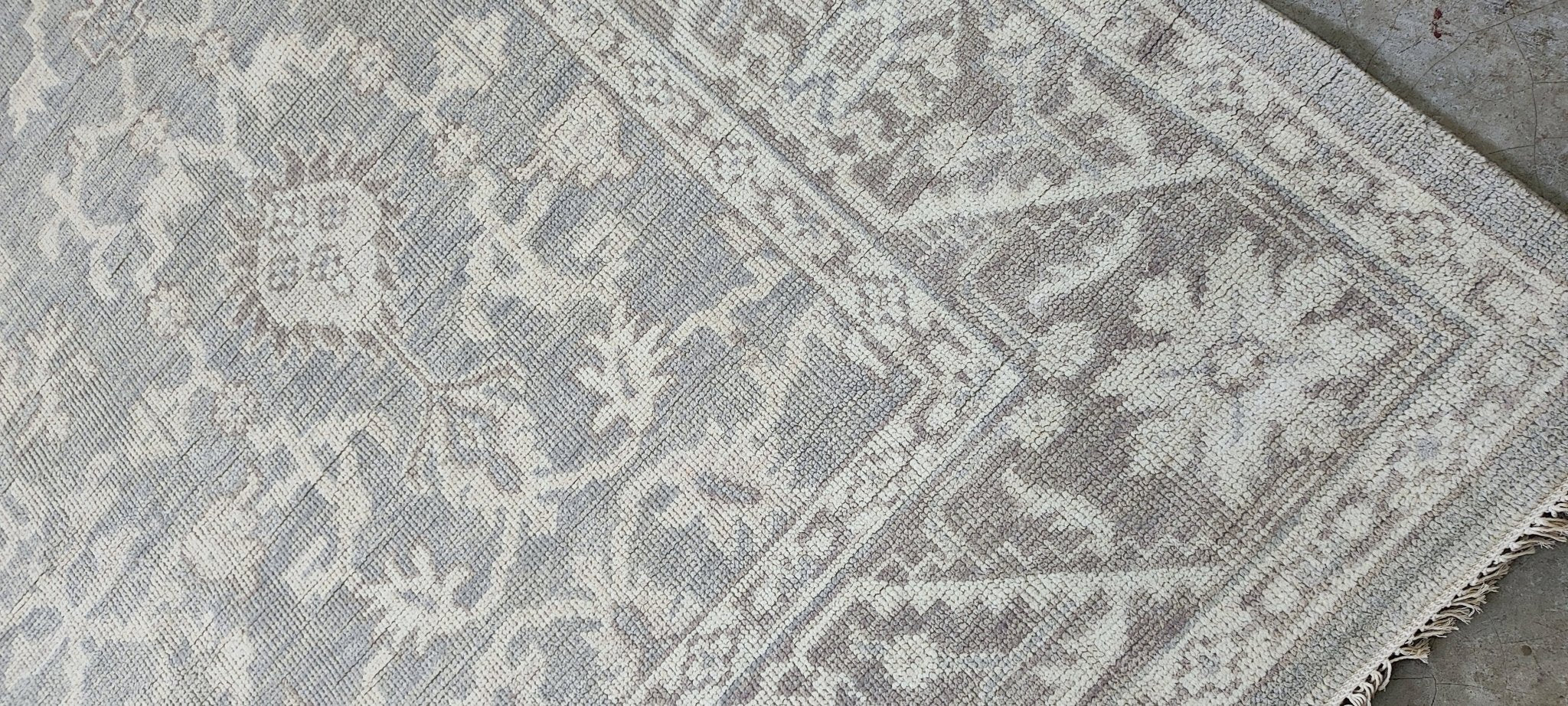 Benedetta 8x9.9 Silver & Grey Oushak | Banana Manor Rug Factory Outlet