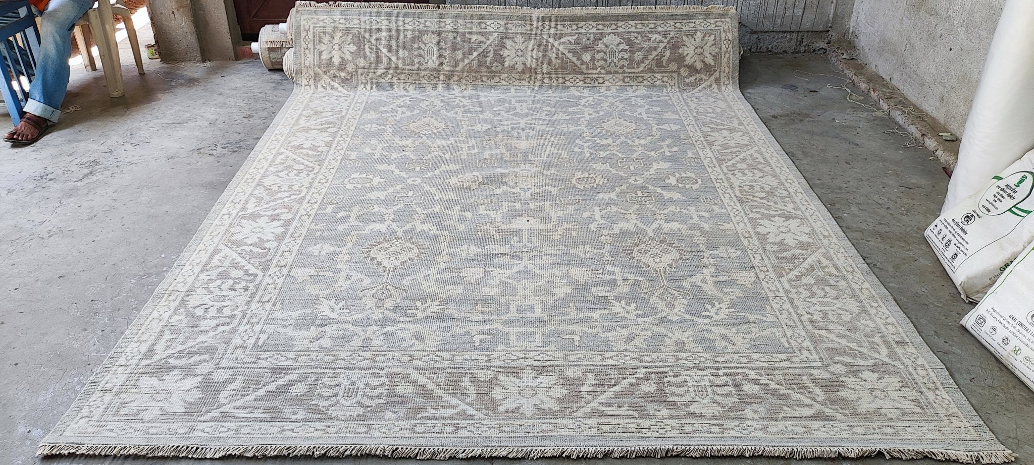 Benedetta 8x9.9 Silver & Grey Oushak | Banana Manor Rug Factory Outlet